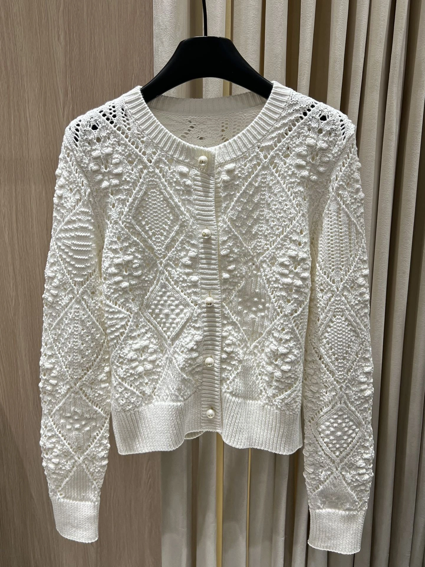 Victoria-- 4ior embroidery item:E-F140L1019H
