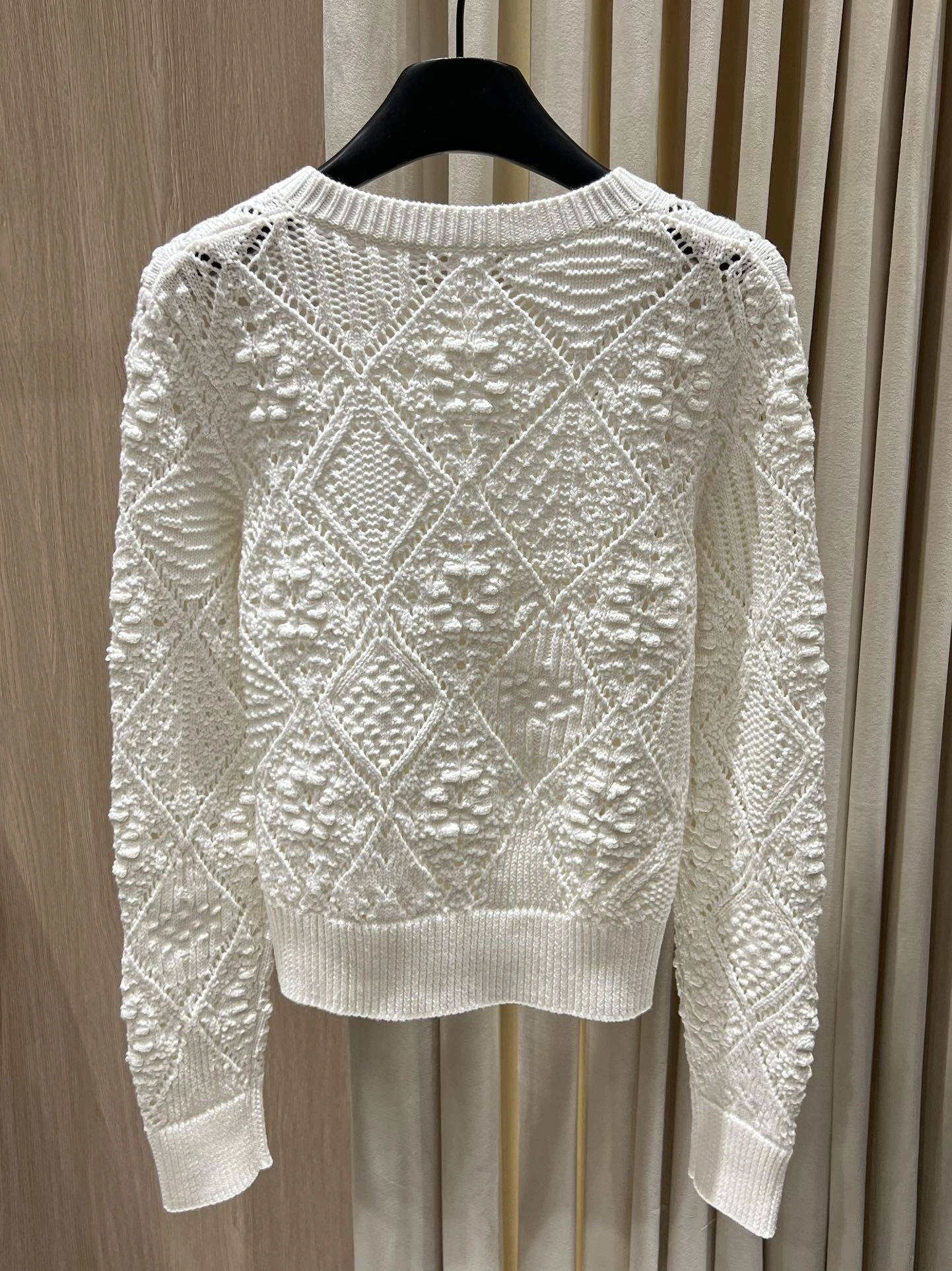 Victoria-- 4ior embroidery item:E-F140L1019H