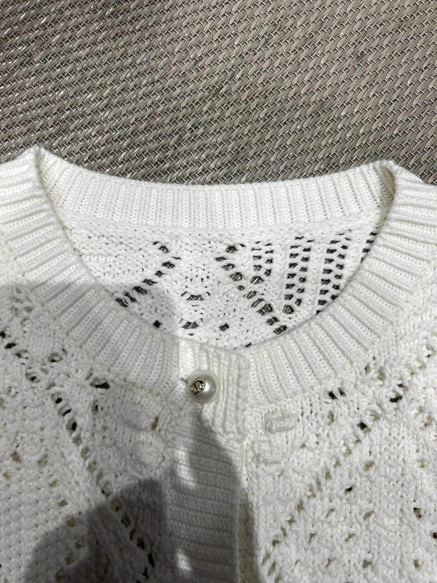 Victoria-- 4ior embroidery item:E-F140L1019H