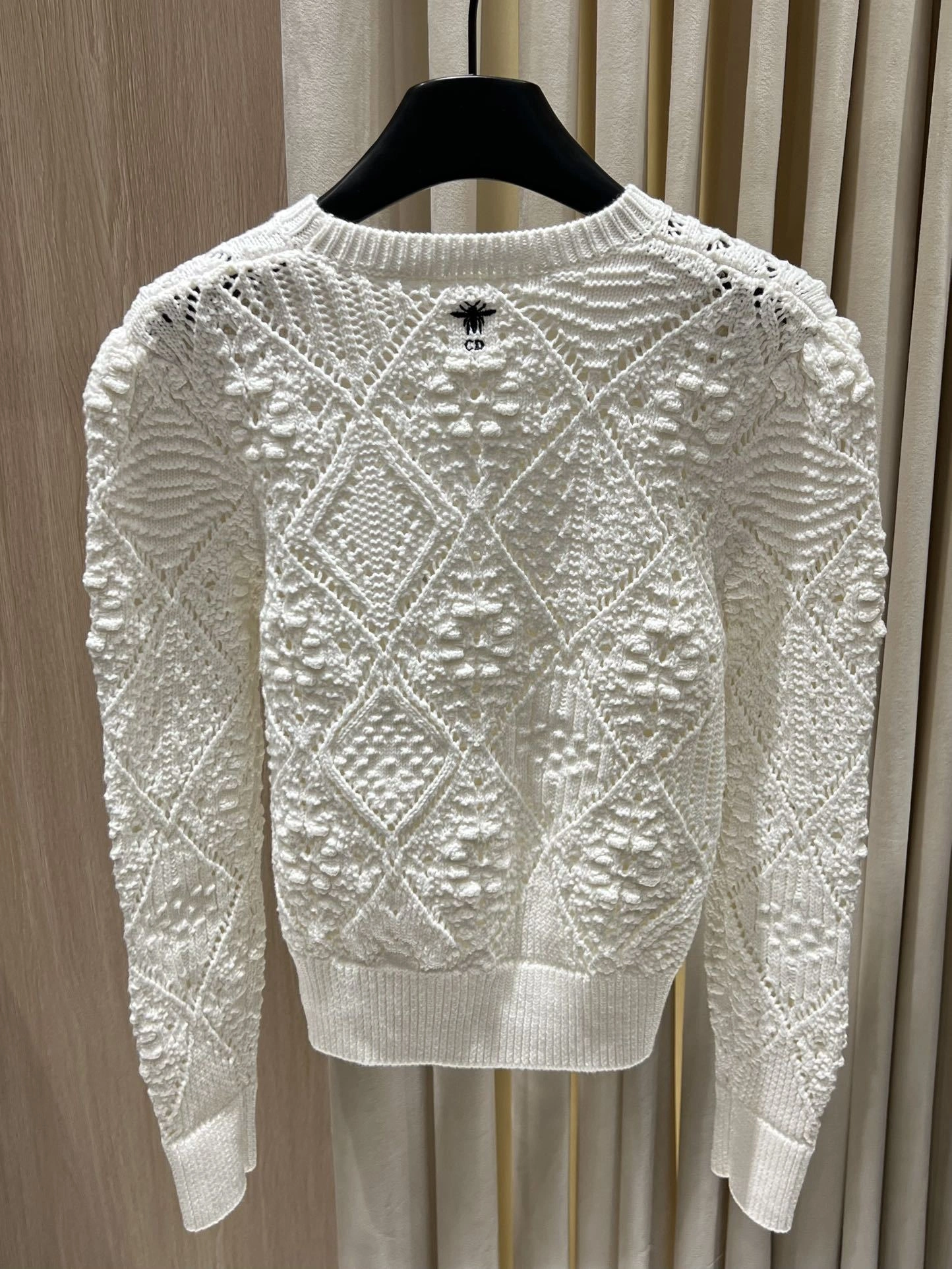 Victoria-- 4ior embroidery item:E-F140L1020H