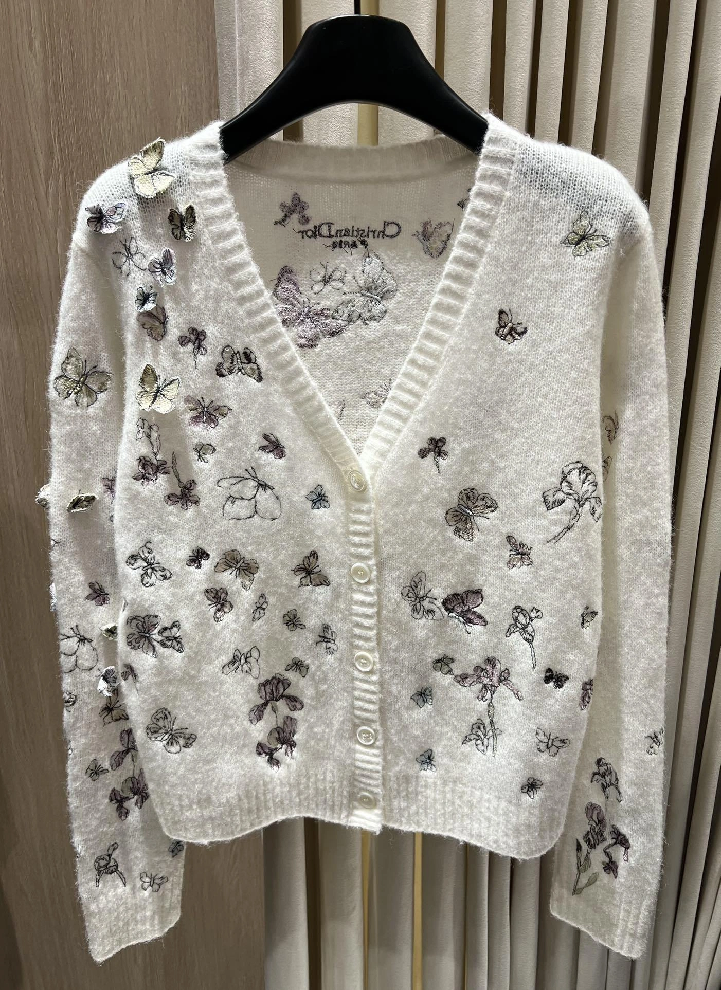 Victoria-- 4ior embroidery item:E-F140L2744H