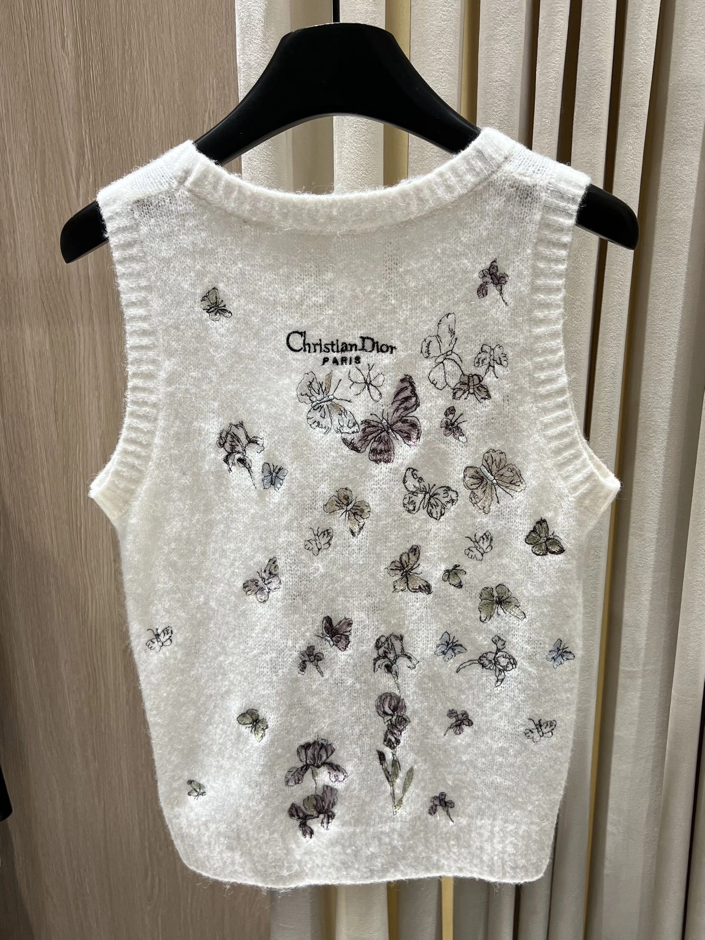 Victoria-- 4ior embroidery item:E-F140L2745H