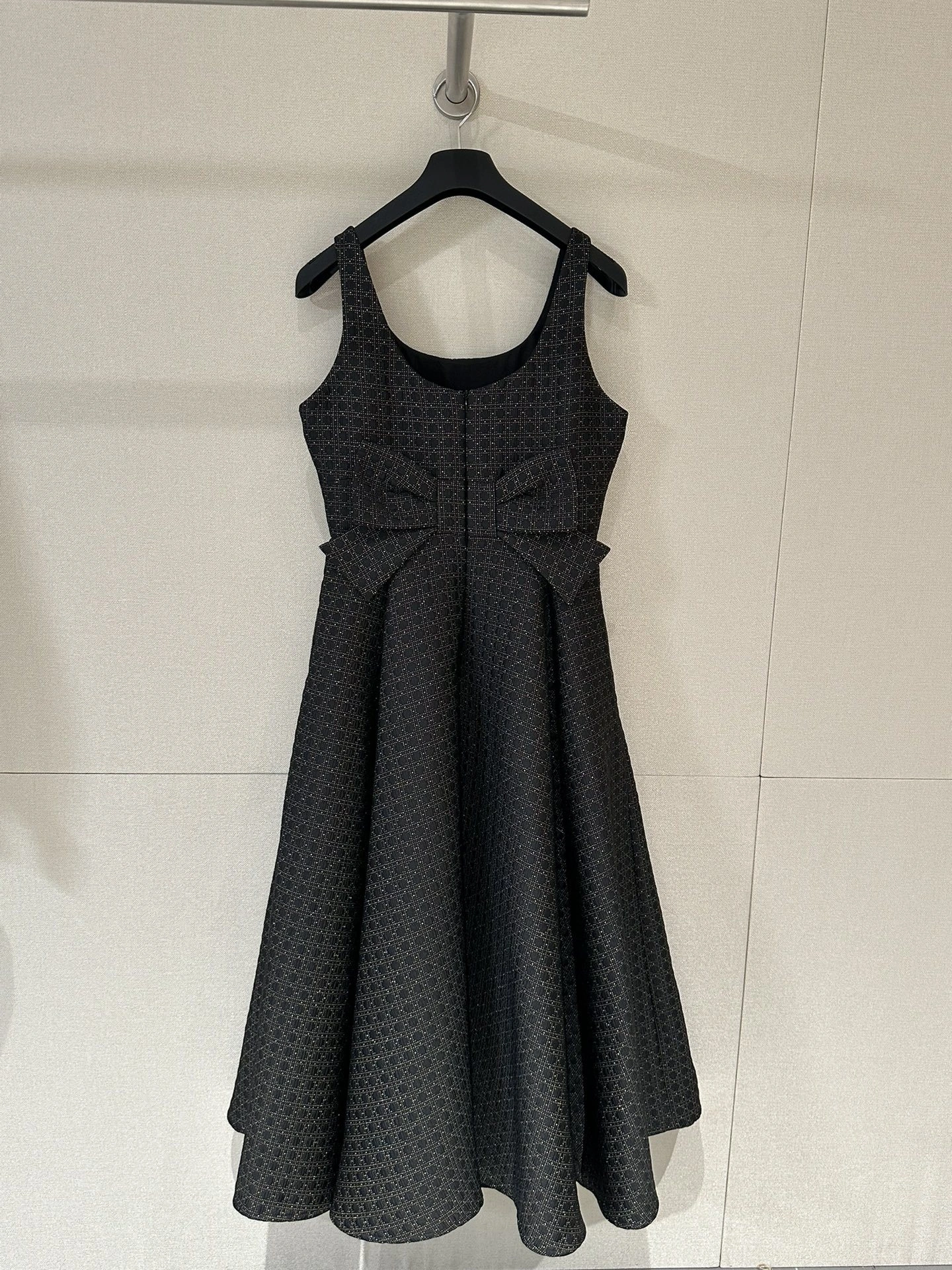 Victoria - 4ior item:E-F000I1616H