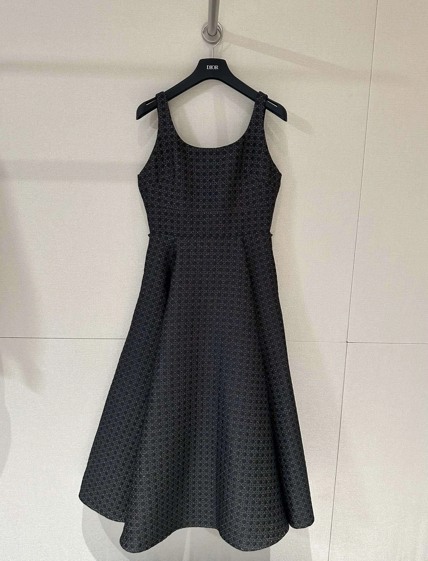 Victoria - 4ior item:E-F000I1616H