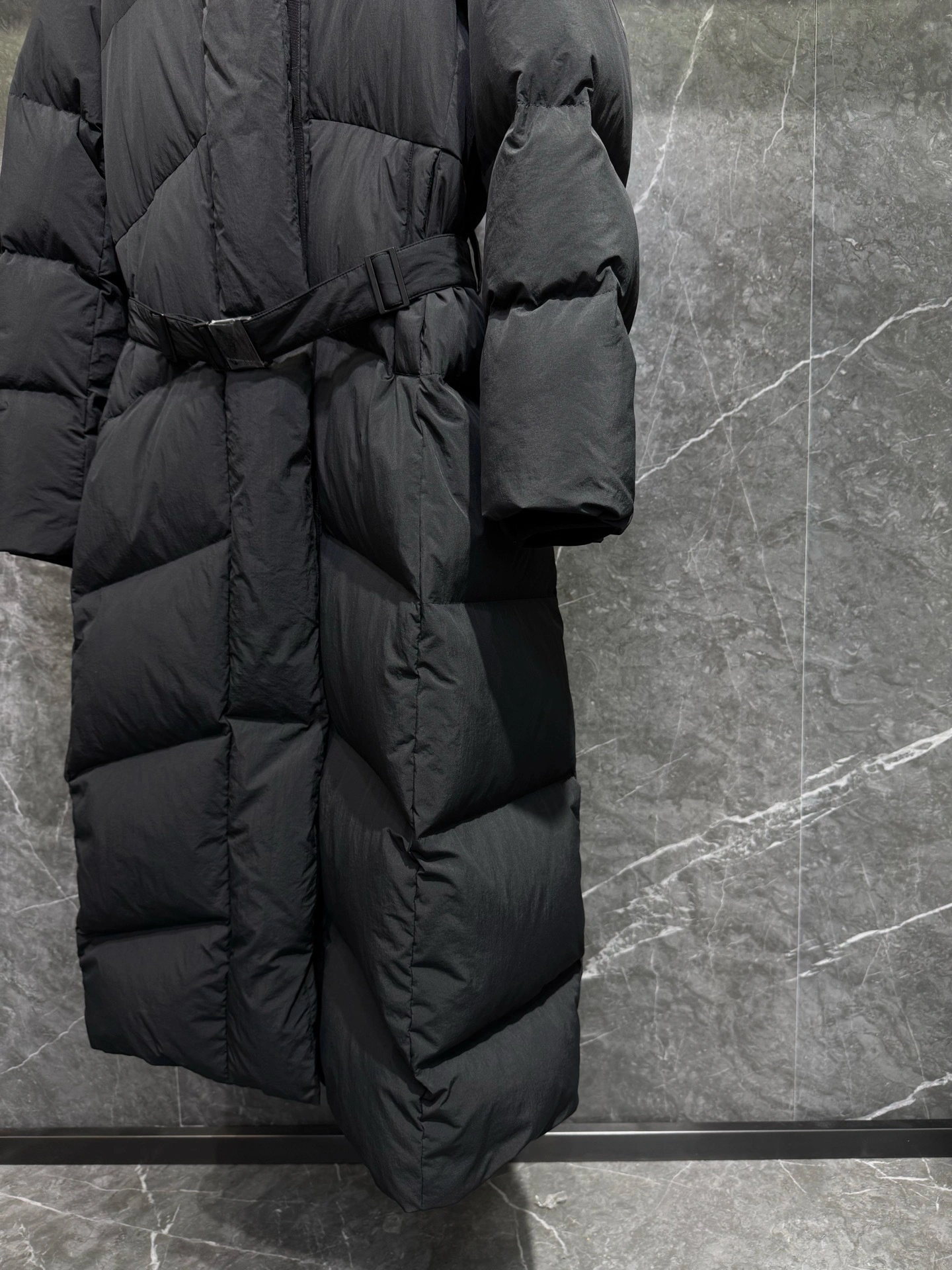 Victoria-- 6oos5 Down jacket 2colour item:E-F409J2208-2H