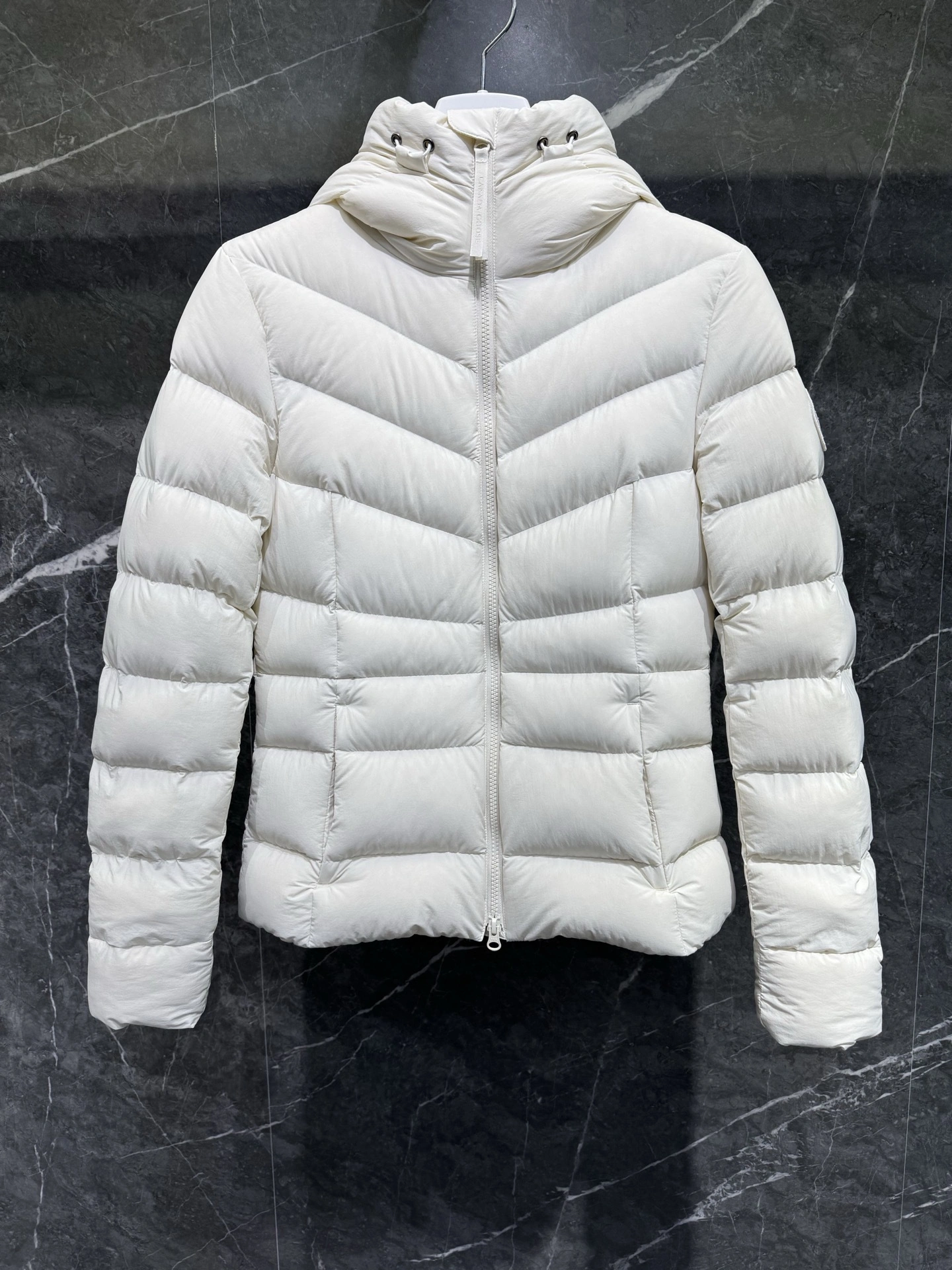Victoria-- 6oos5 Down jacket 3colour item:E-F409J2209-3H