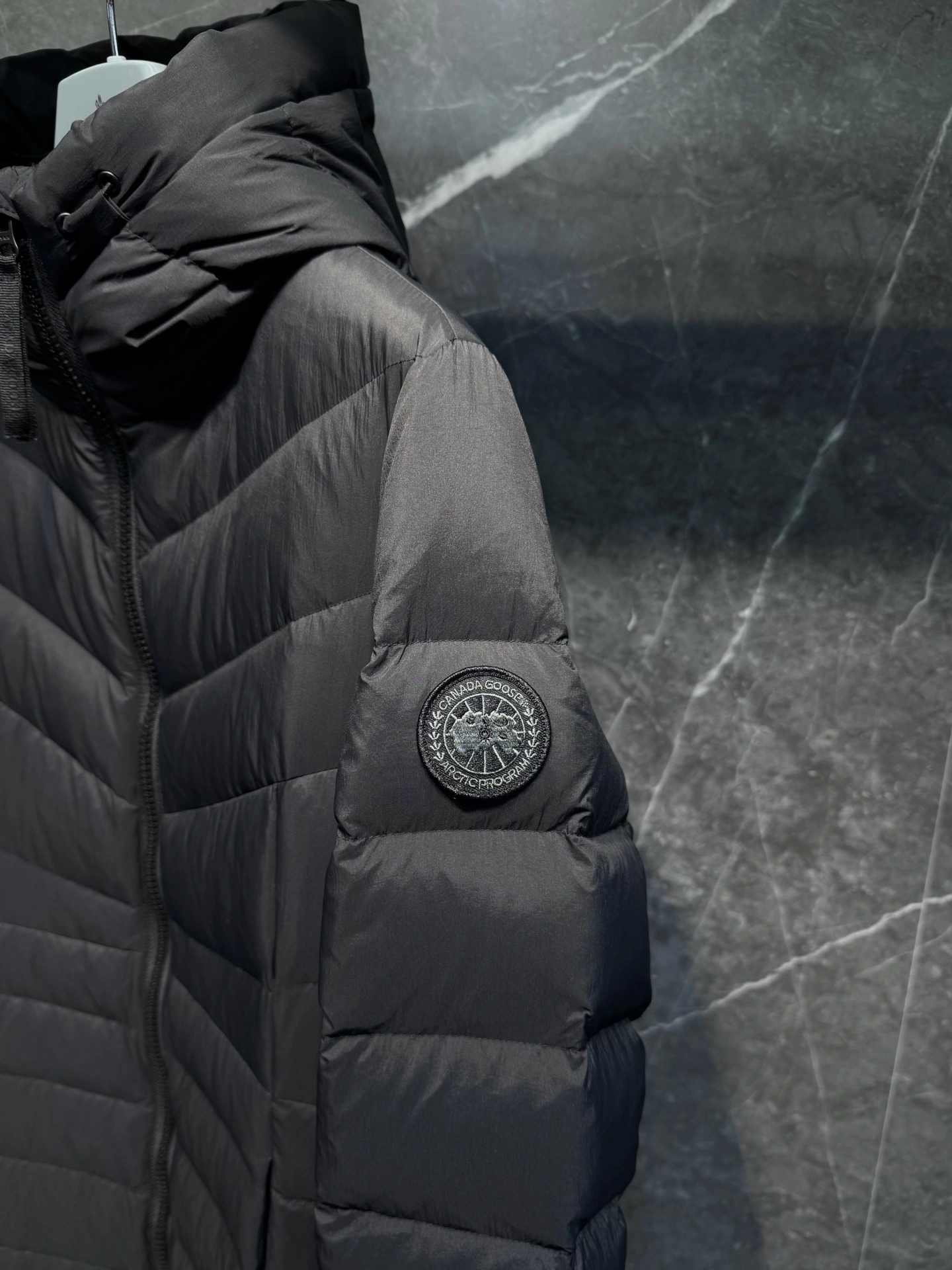 Victoria-- 6oos5 Down jacket item:E-F409J2207H