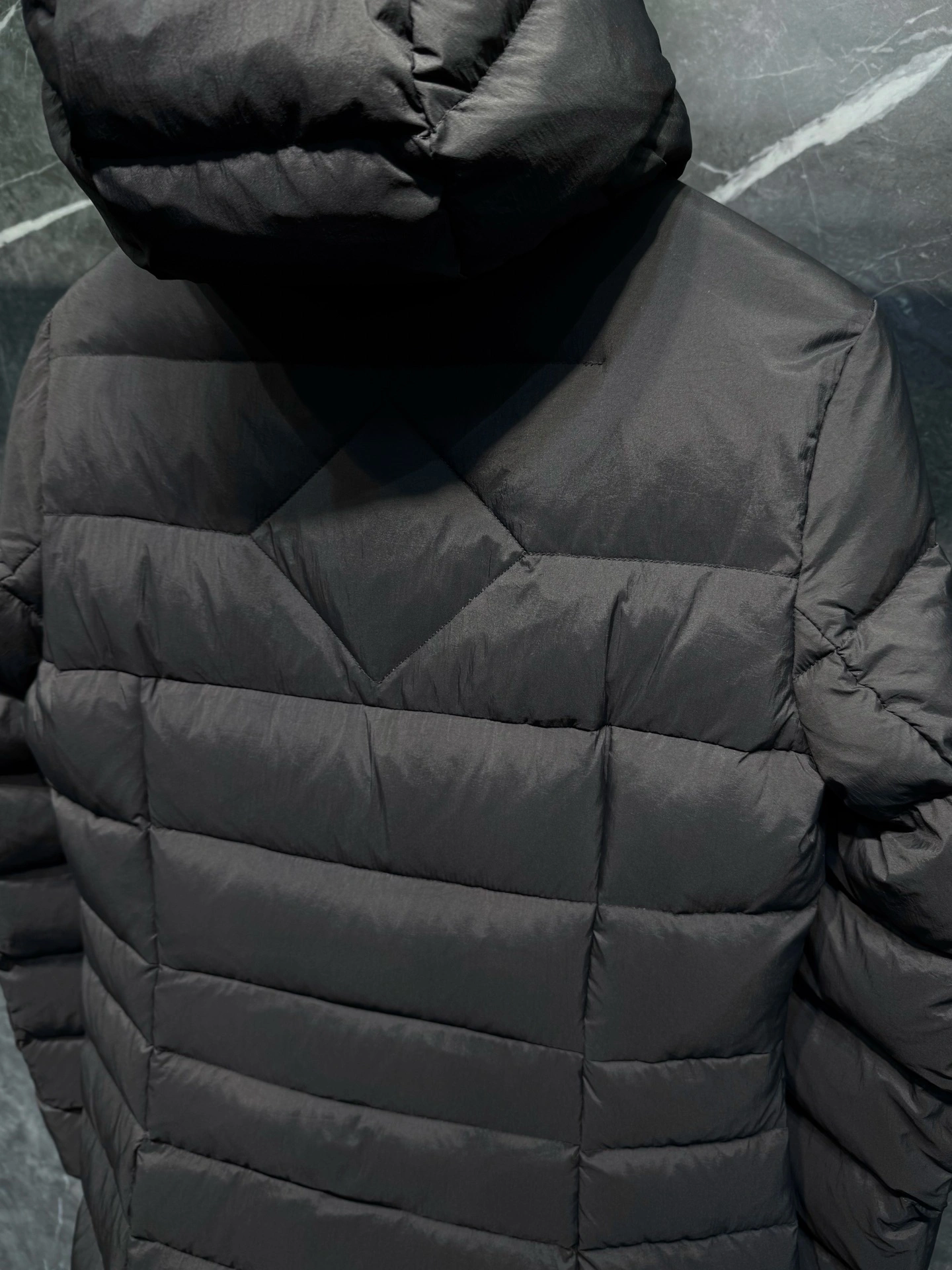Victoria-- 6oos5 Down jacket item:E-F409J2207H