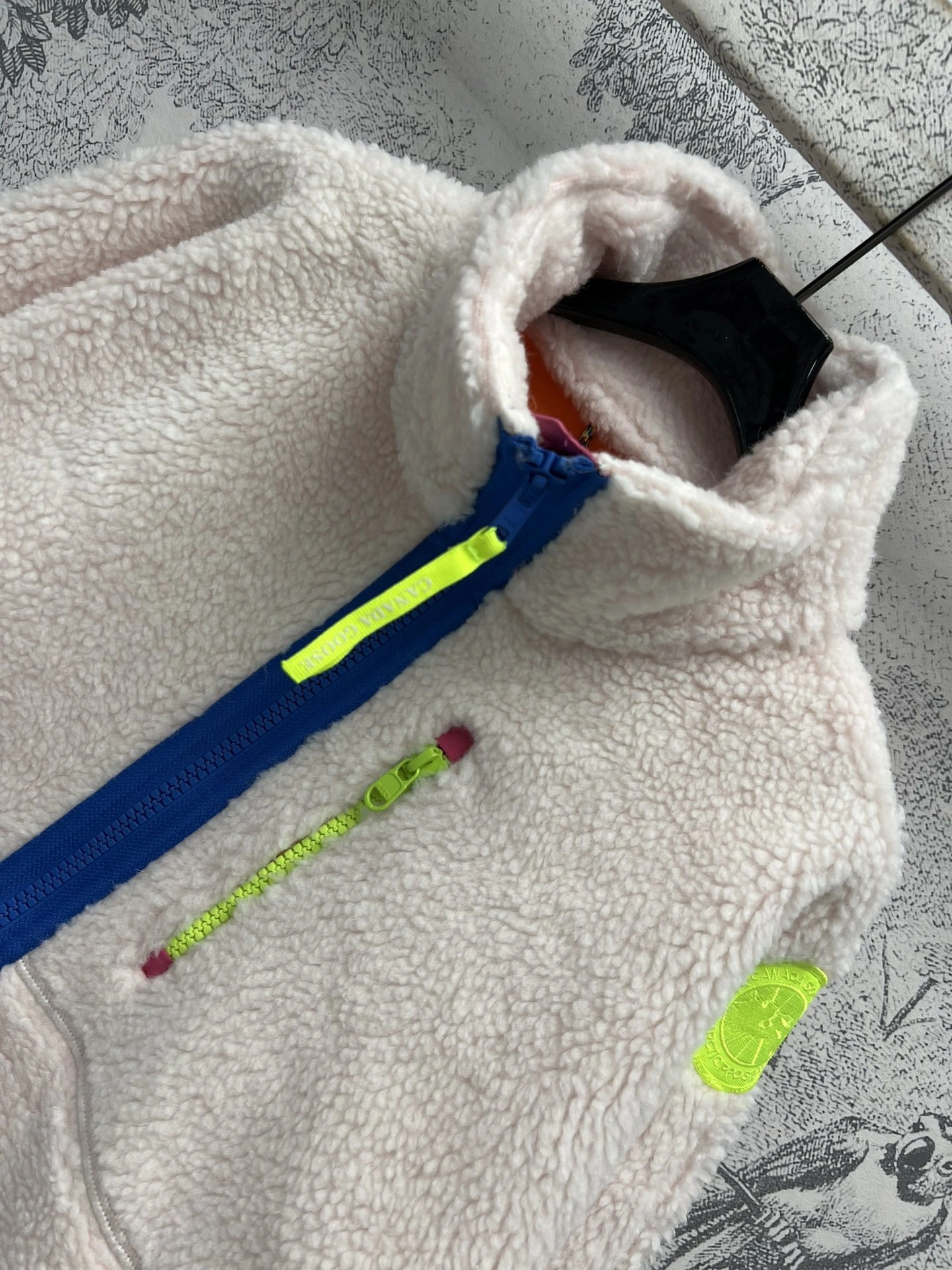 &Victoria-- 6oos5 Polar fleece item:D-F245K1326