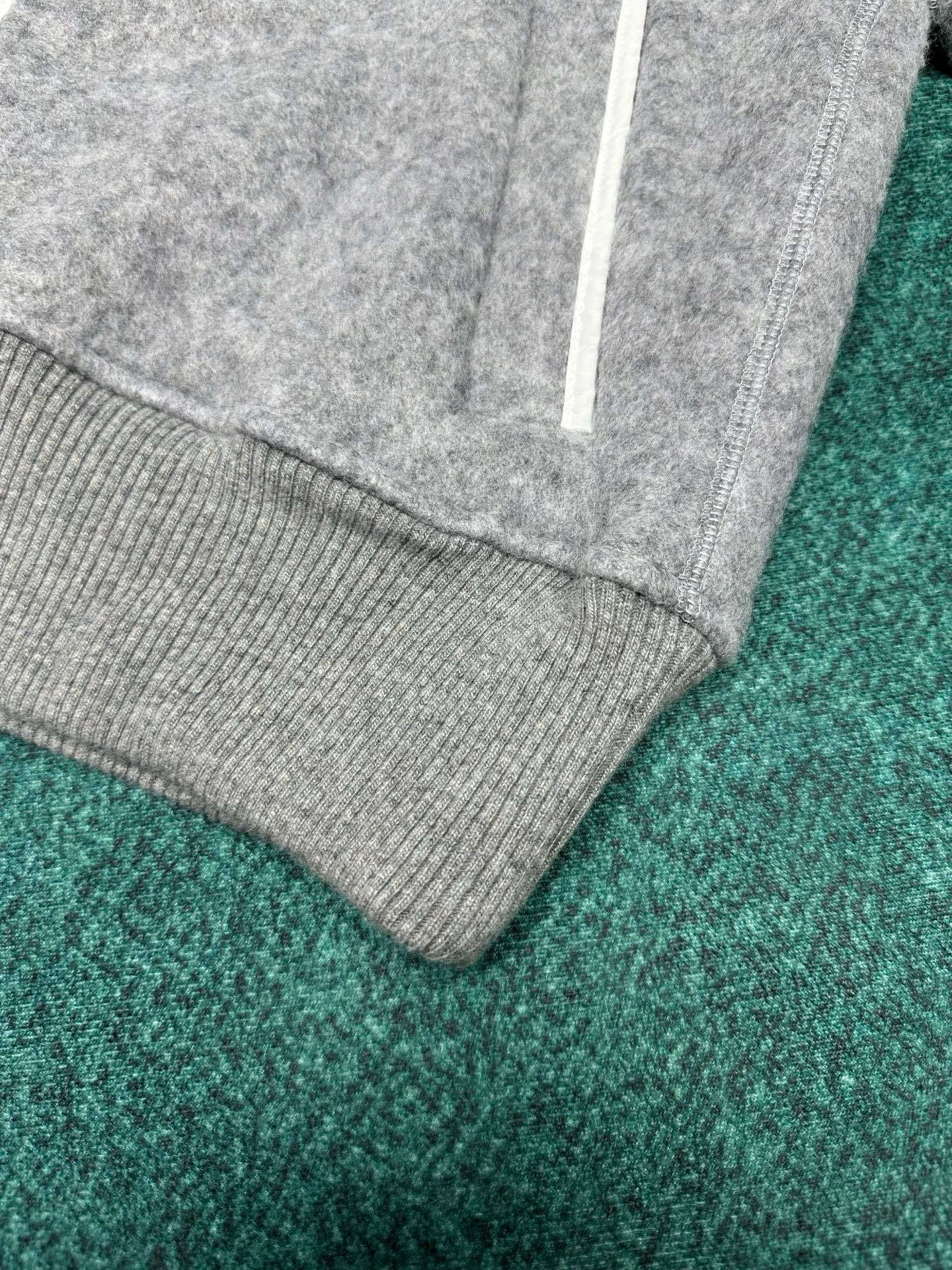 Victoria-- 6oos5 wool 5colour item: E-F443J1606-5H