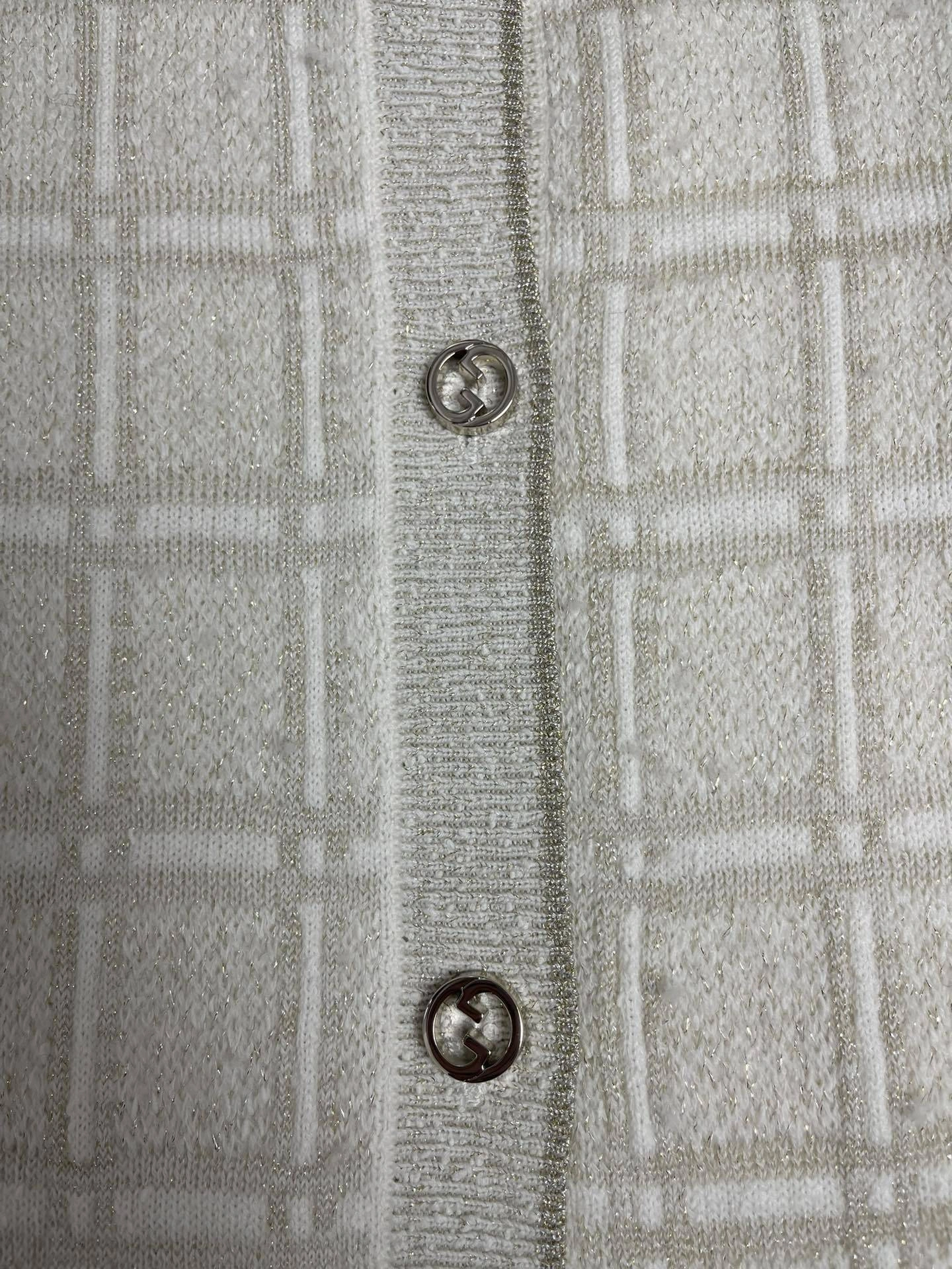 Victoria-- 6u33i Polo wool 2colour item:E-F442C1127-2