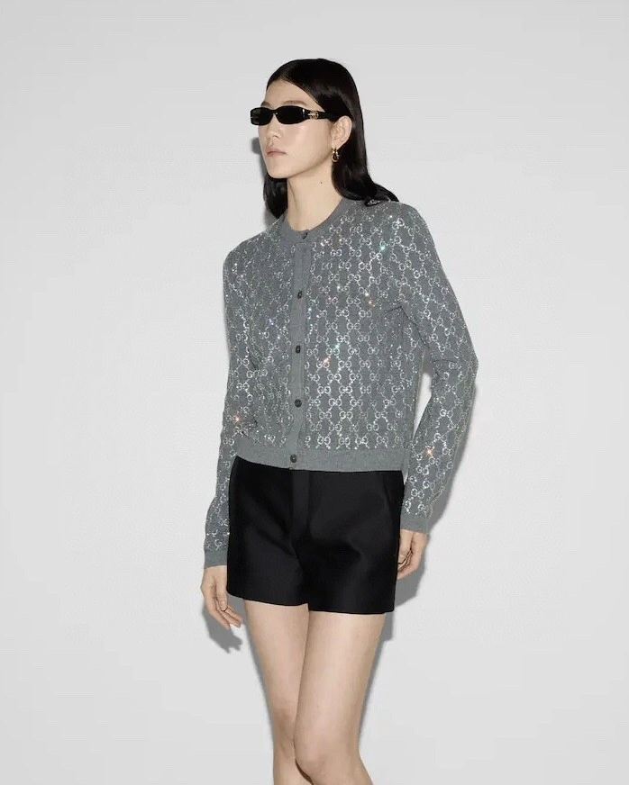 Victoria-- 6u33i embroidery 2colour item:D-F244K1320-2