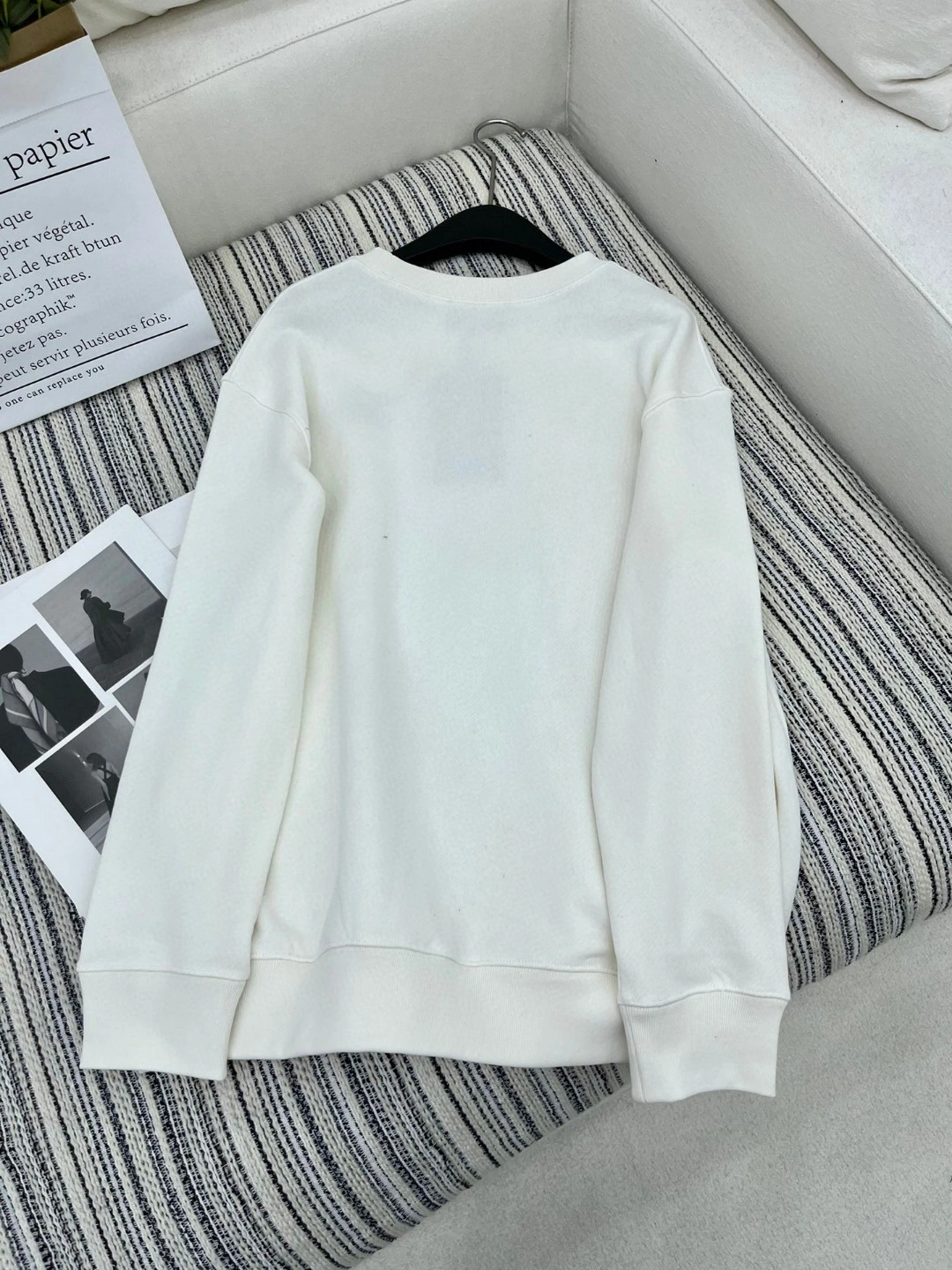 &Victoria-- 6u33i embroidery 2colour item:D-F245K1321-2