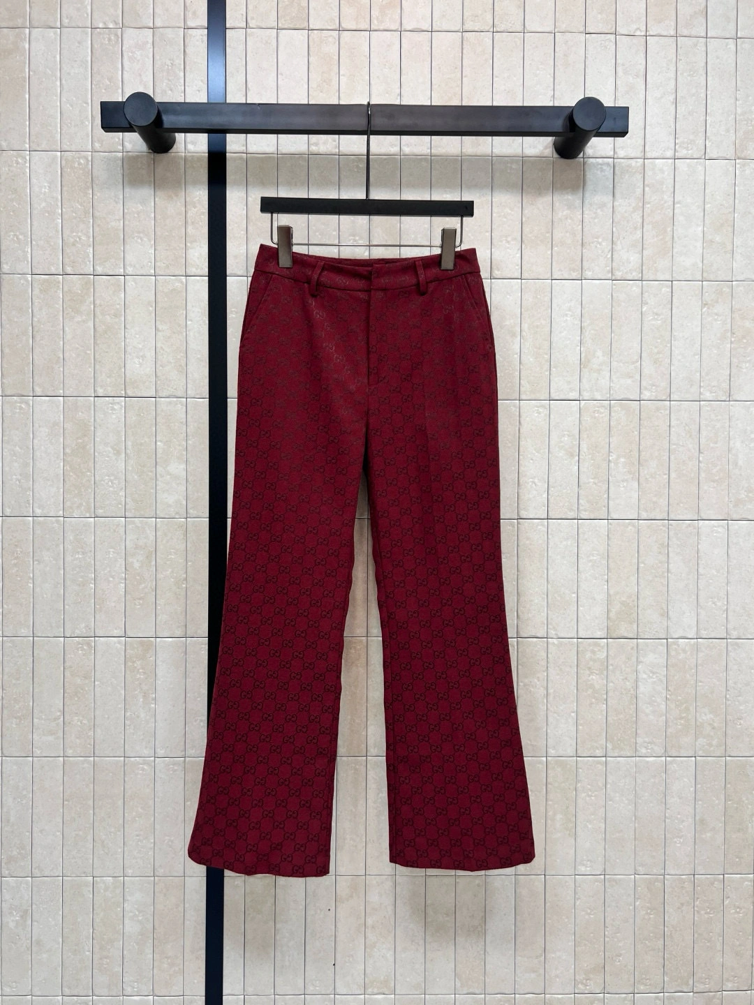 Victoria - 6u33i item:E-F000I1607H