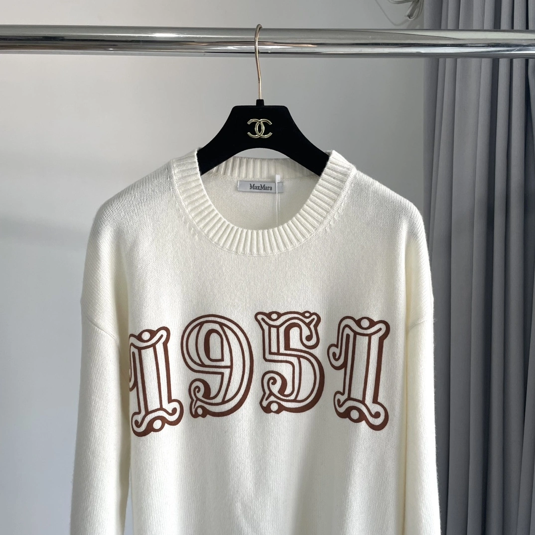 Victoria-- 71x71r1 cashmere 4Colour item:D-F245G1996T-4