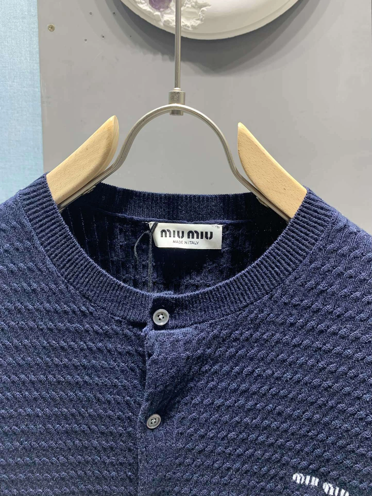 Victoria-- 7iu7iu 2025FW wool 2colour item:E-F509L1812-2H