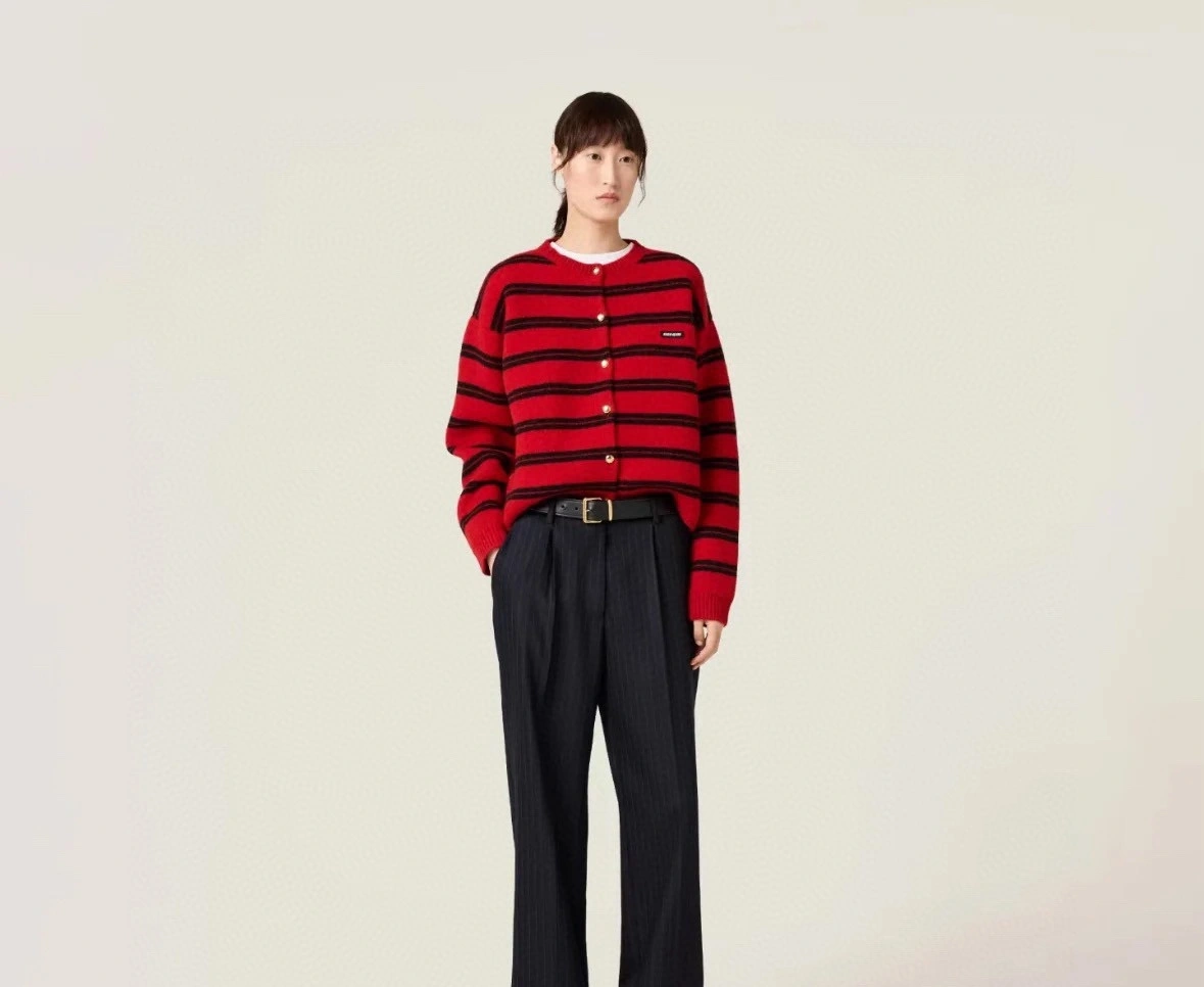 Victoria-- 7iu7iu 58wool 40cashmere item:D-F240J1217