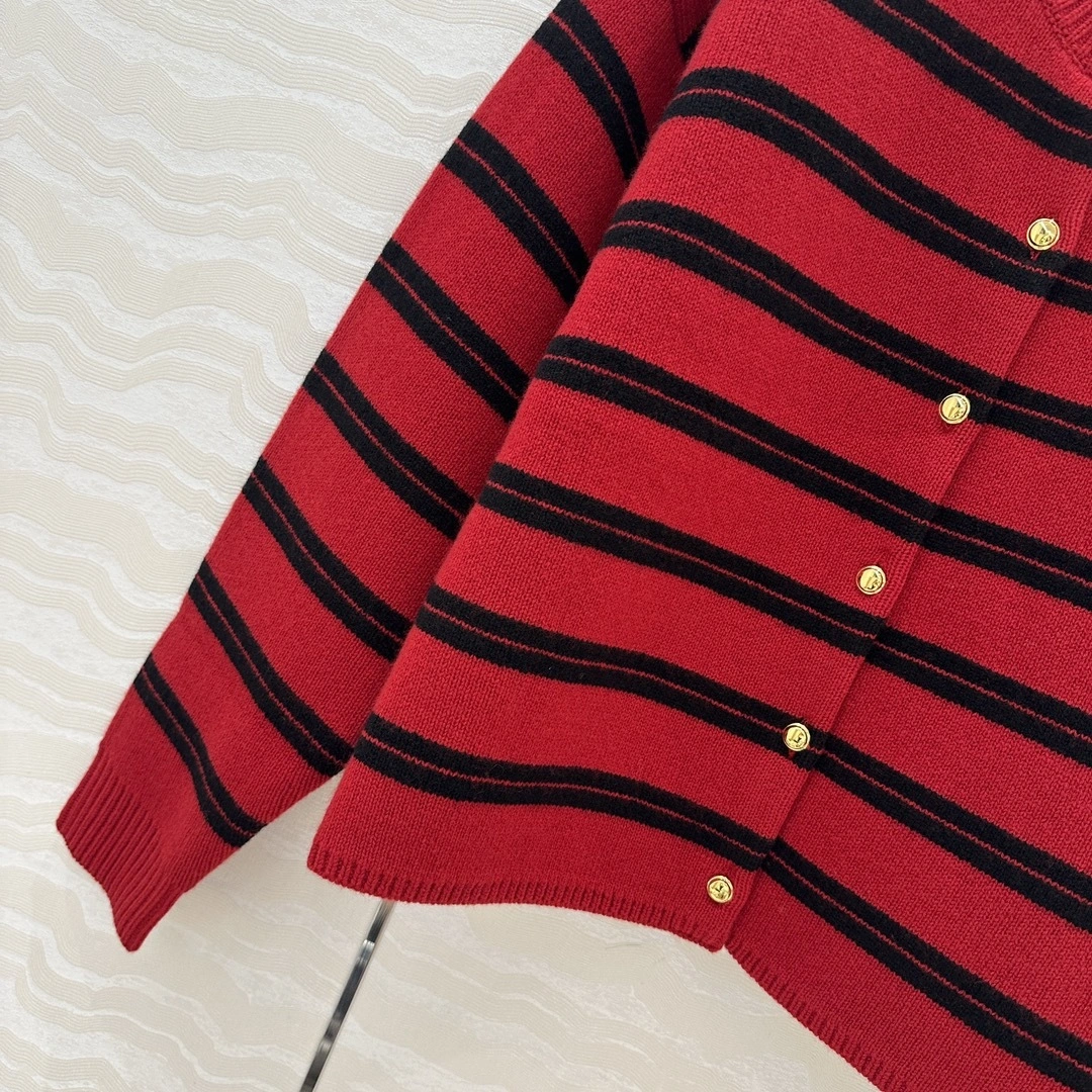 Victoria-- 7iu7iu 58wool 40cashmere item:D-F240J1217