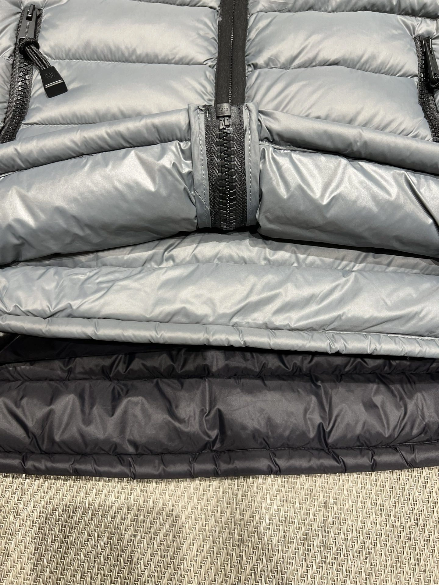 Victoria-- 7iu7iu Down jacket goose down embroidery 2colour item:E-140J0810-2H