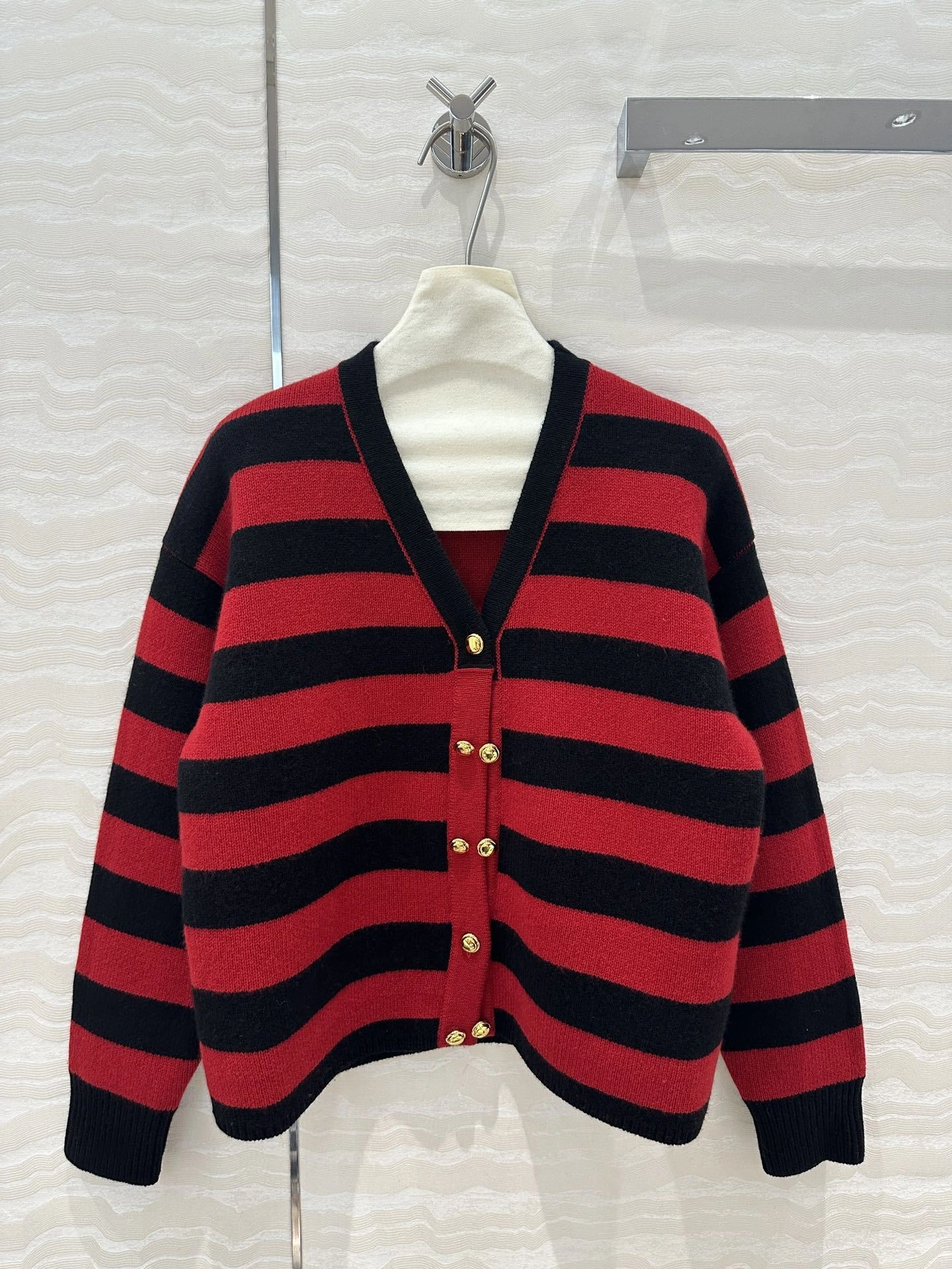 Victoria-- 7iu7iu cashmere item:D-F240K0401