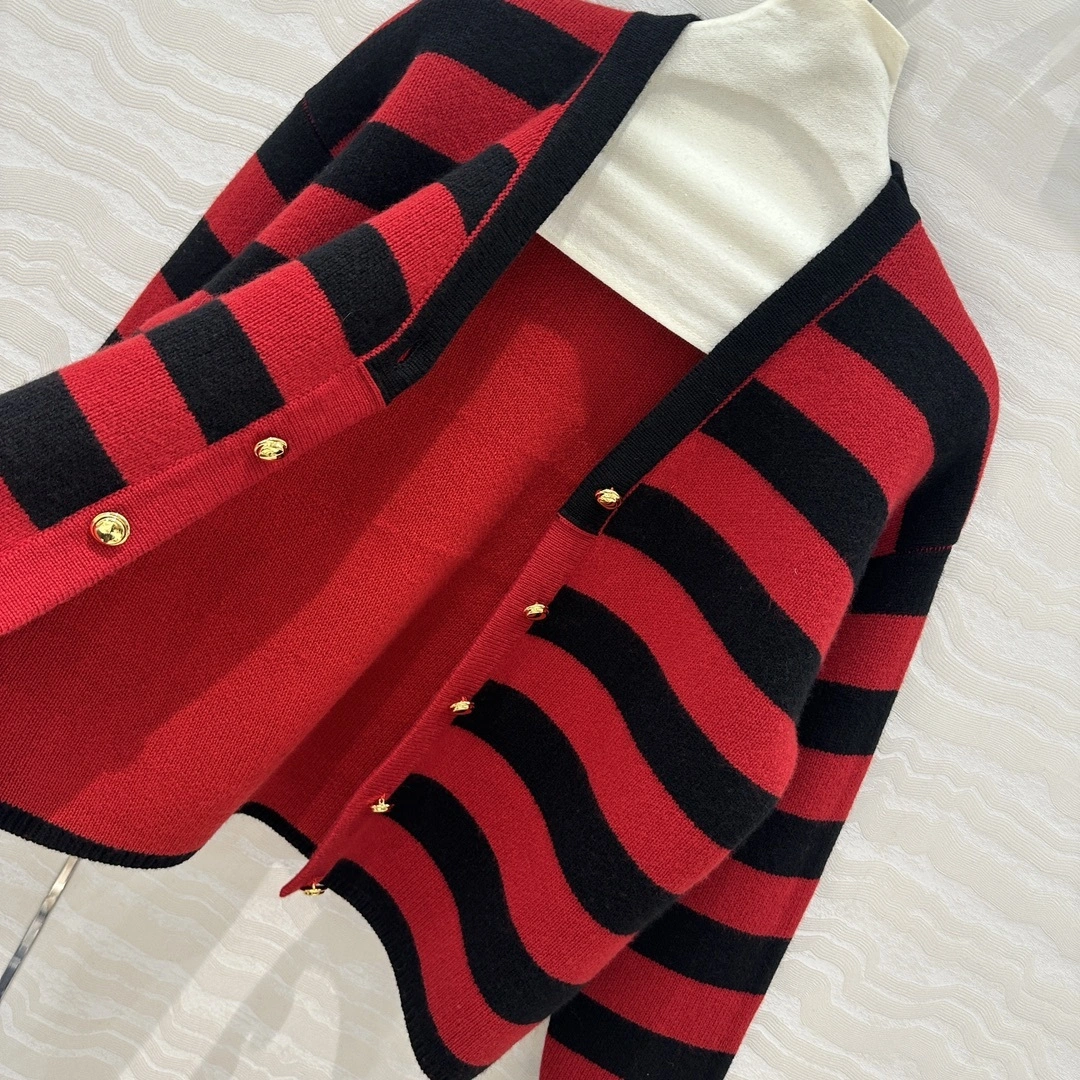 Victoria-- 7iu7iu cashmere item:D-F240K0401