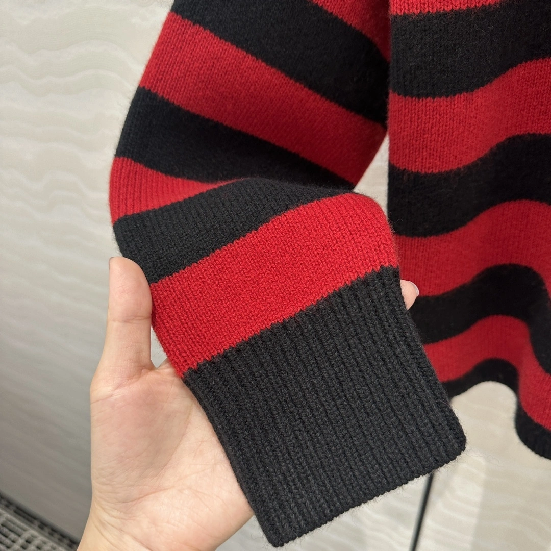 Victoria-- 7iu7iu cashmere item:D-F240K0401