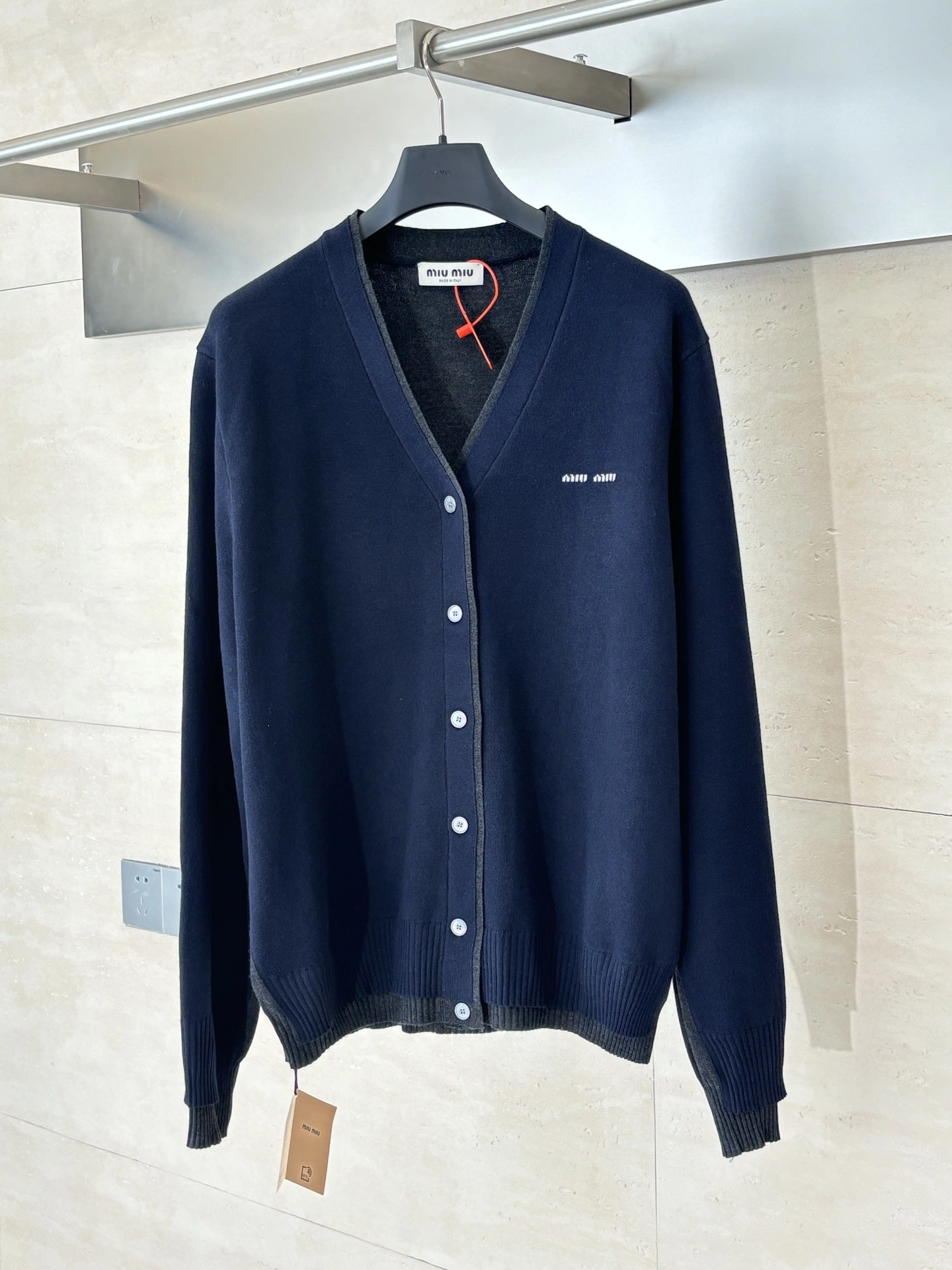 Victoria-- 7iu7iu cashmere oversize 2colour item:E-F363I2314-2H