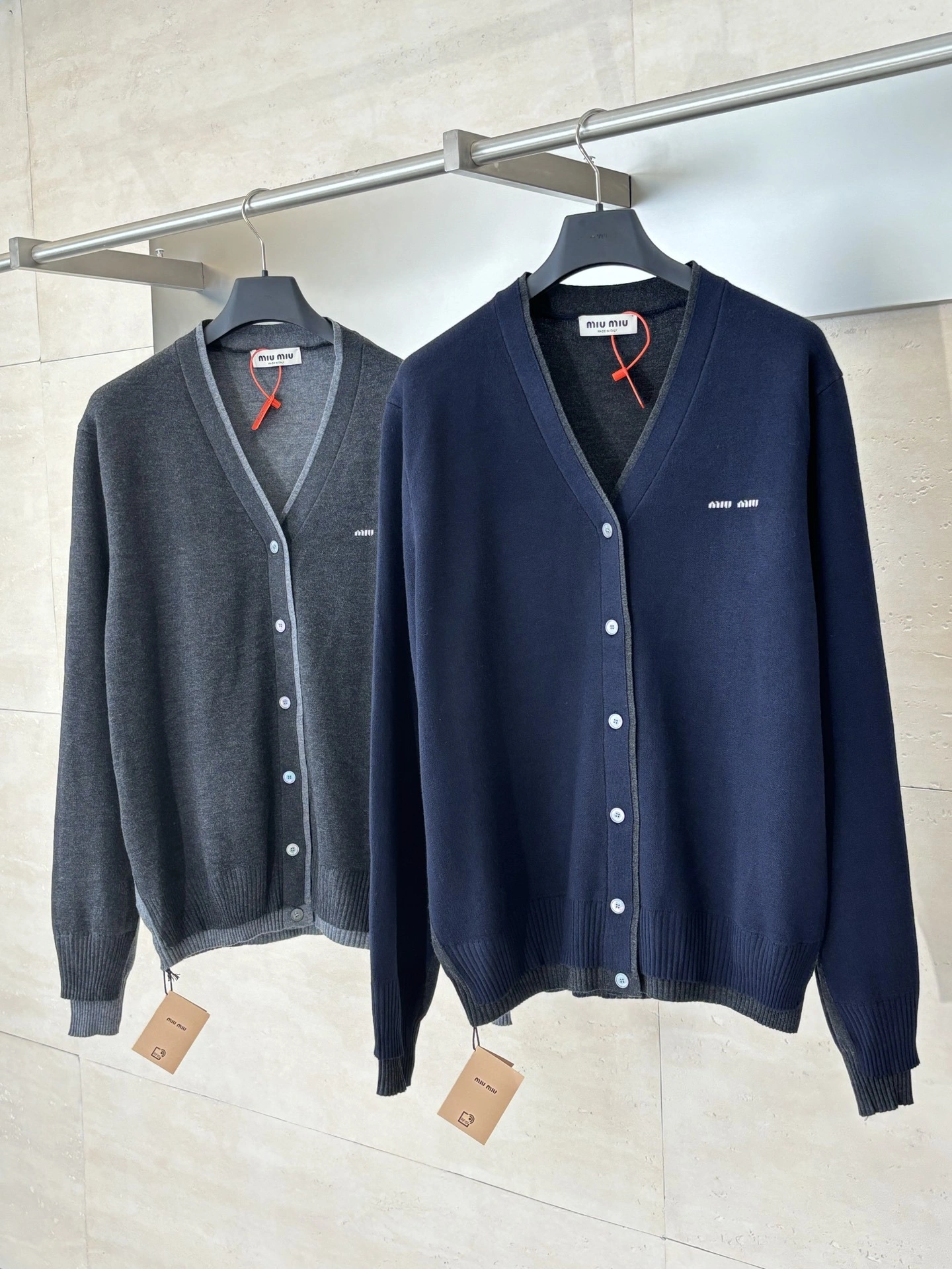 Victoria-- 7iu7iu cashmere oversize 2colour item:E-F363I2314-2H
