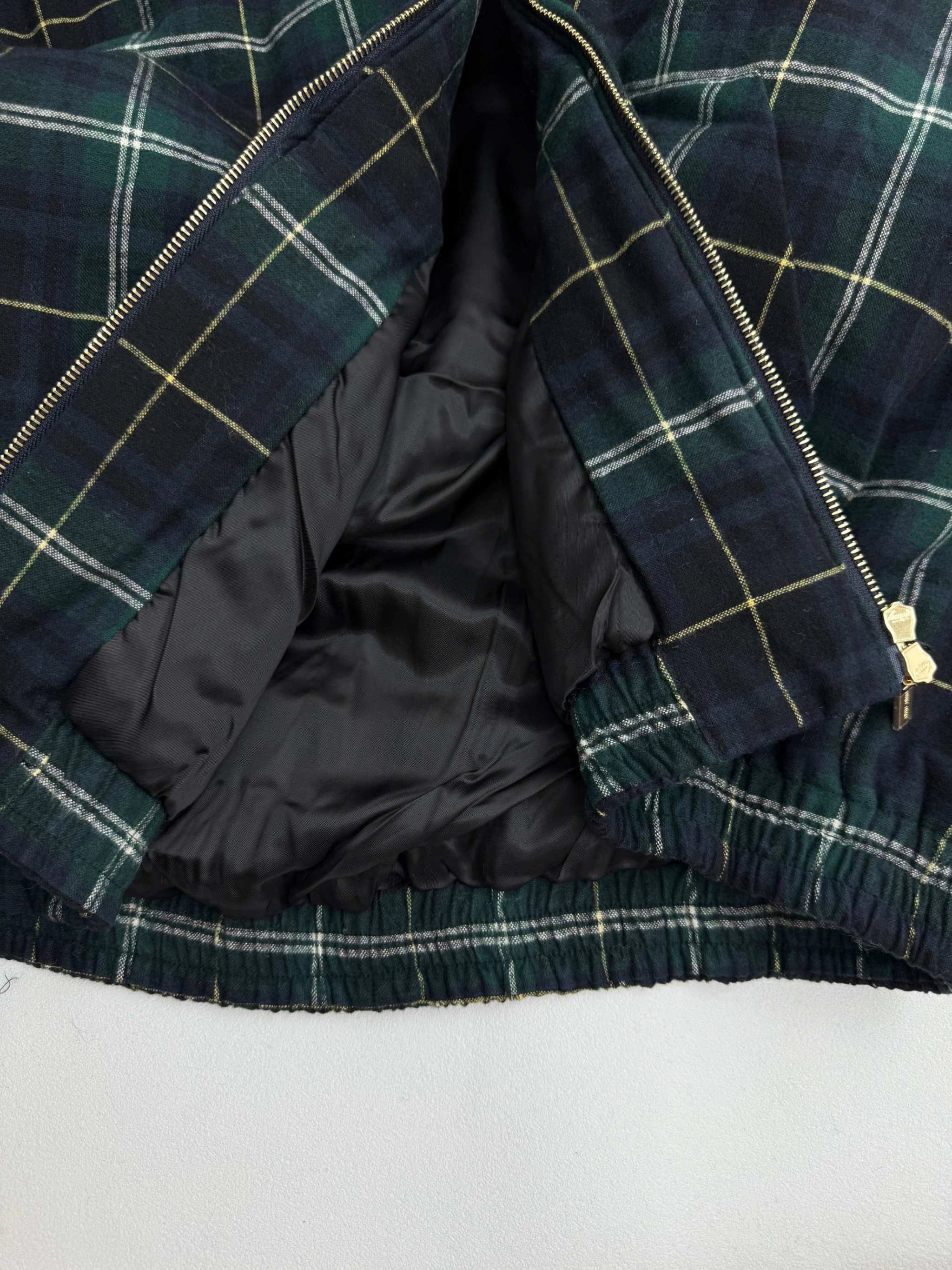Victoria-- 7iu7iu embroidery item: E-F431J0106