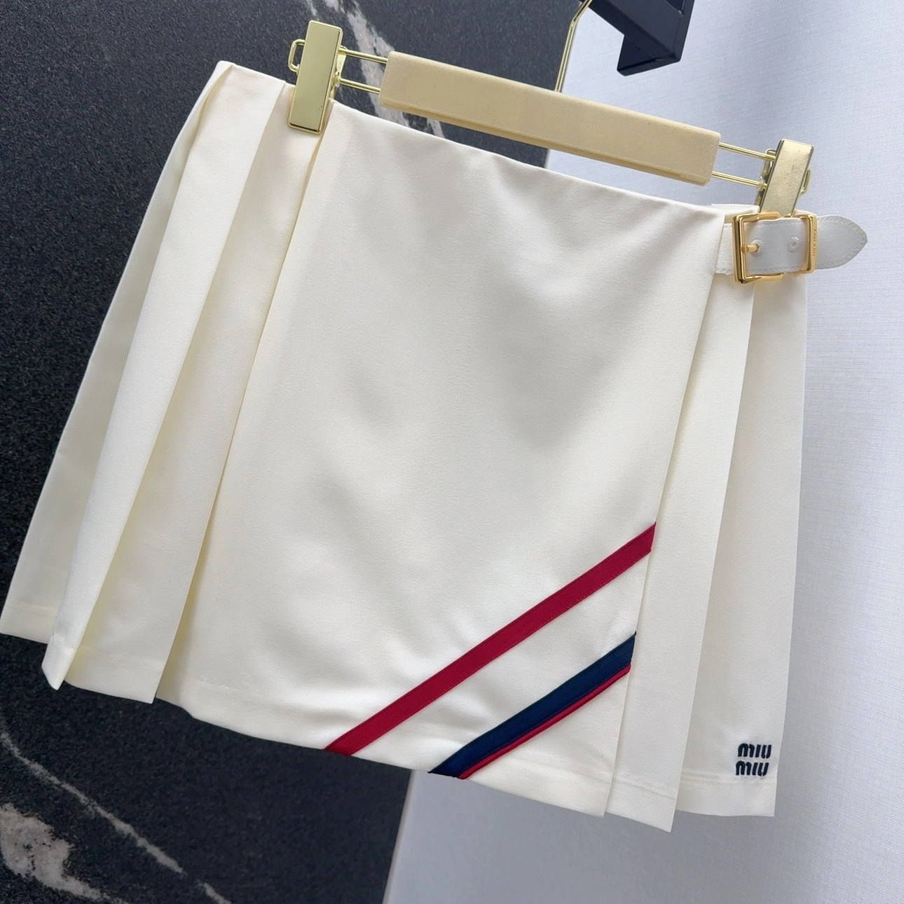 Victoria-- 7iu7iu embroidery item:E-F240B0719