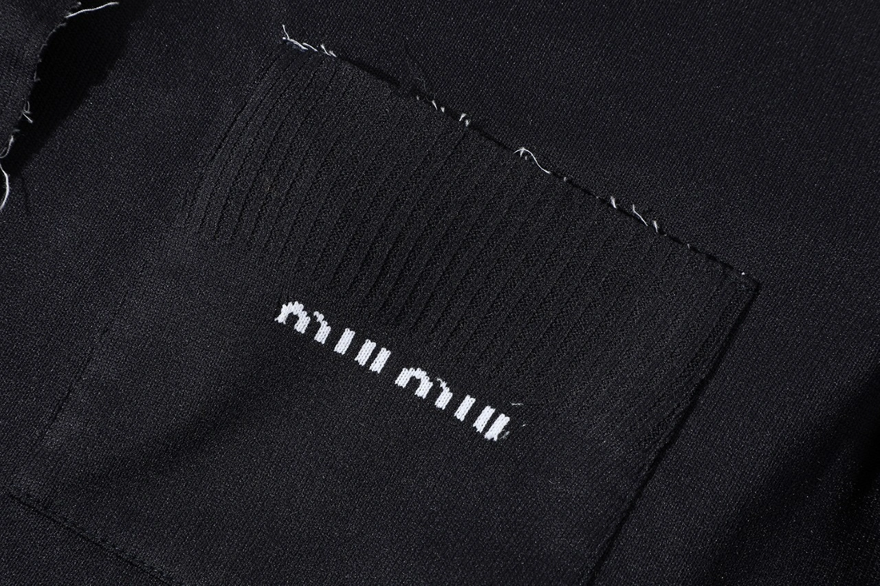 Victoria-- 7iu7iu oversize item:E-F237B0706