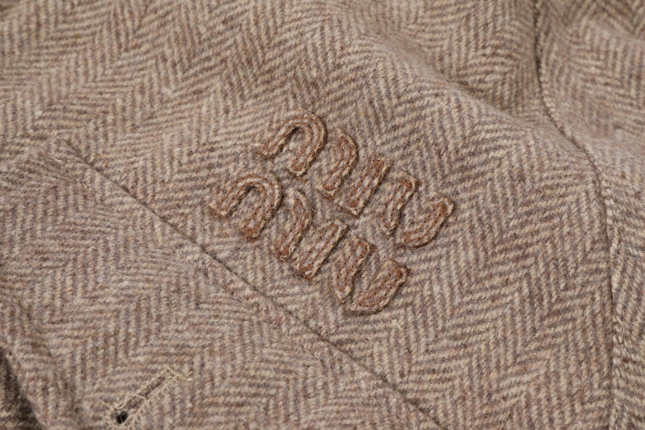 Victoria-- 7iu7iu oversize wool item:E-F237B0712