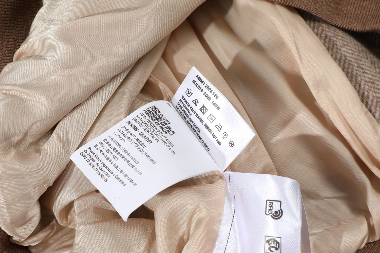 Victoria-- 7iu7iu oversize wool item:E-F237B0712