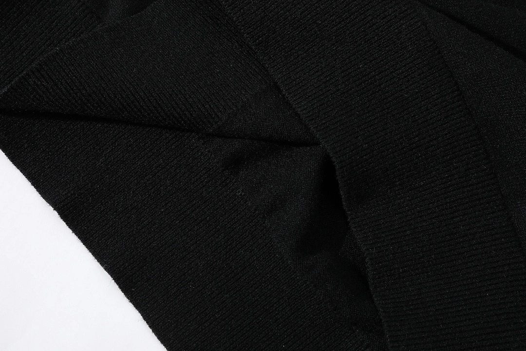 Victoria-- 7iu7iu wool item:E-F237B0610