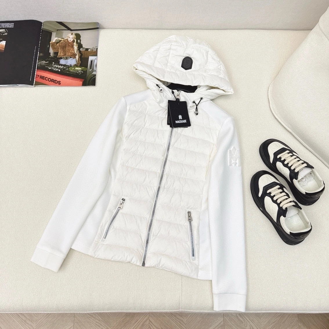 &Victoria-- 7o9385r 2colour item:D-F240H2519-2