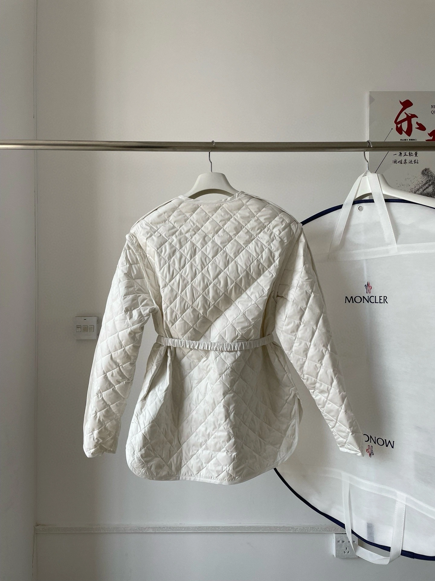 Victoria-- 7o9385r Corinto Down jacket 2 colour item:D-F205I1001-2