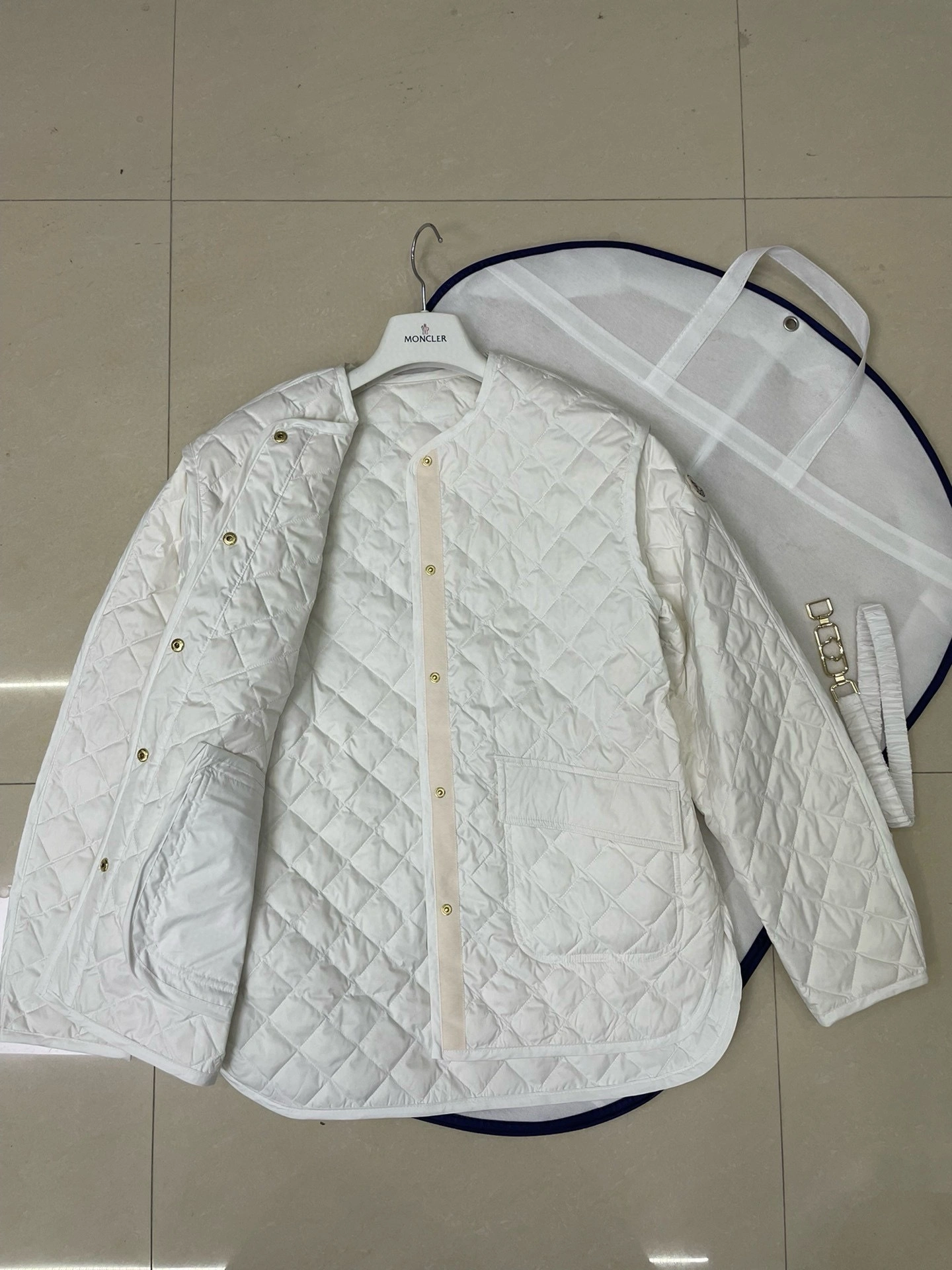 Victoria-- 7o9385r Corinto Down jacket 2 colour item:D-F205I1001-2