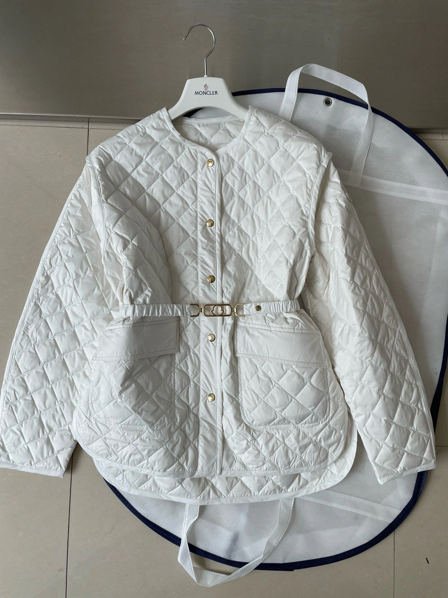 Victoria-- 7o9385r Corinto Down jacket 2 colour item:D-F205I1001-2