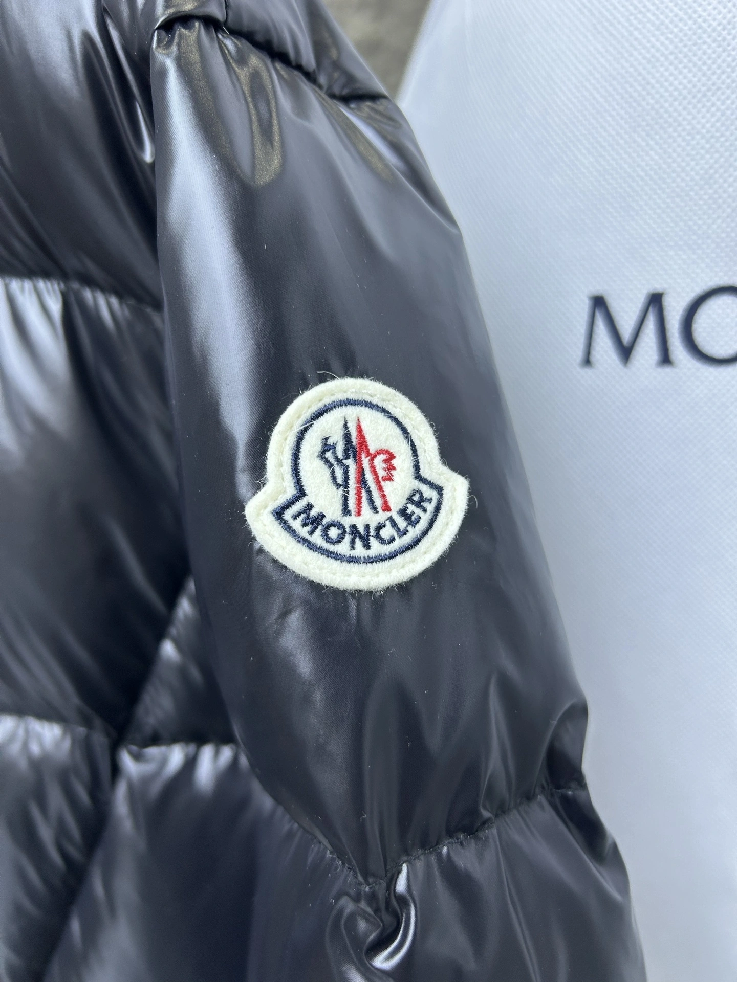 Victoria-- 7o9385r Down jacket 2colour item:E-F409J2219-2H