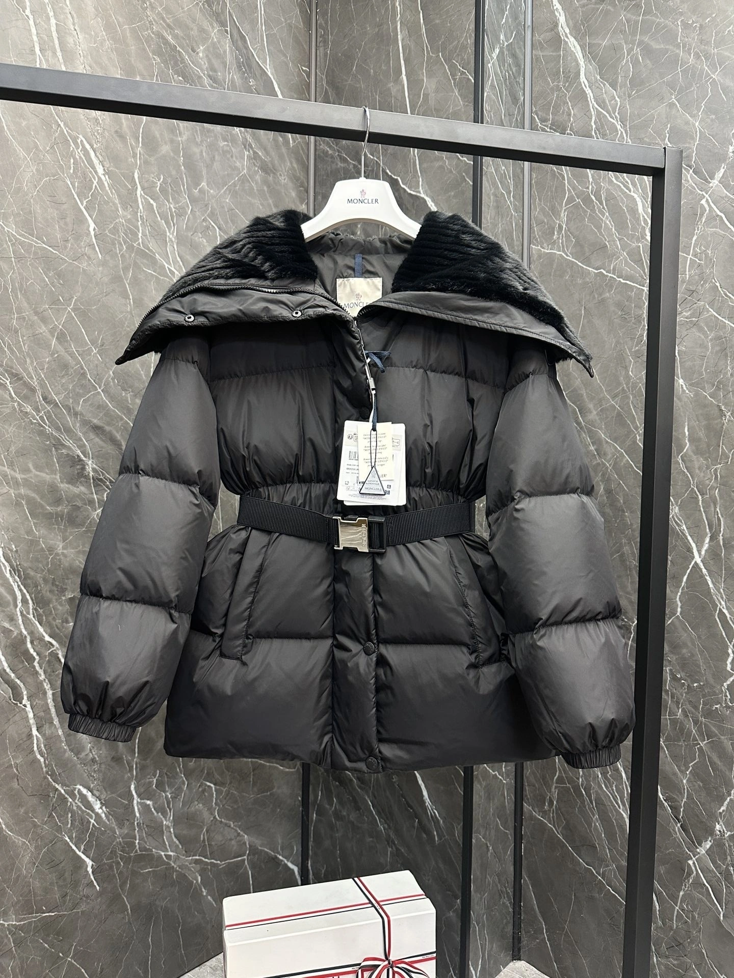 Victoria-- 7o9385r Down jacket embroidery nylon item: E-F442J1835H