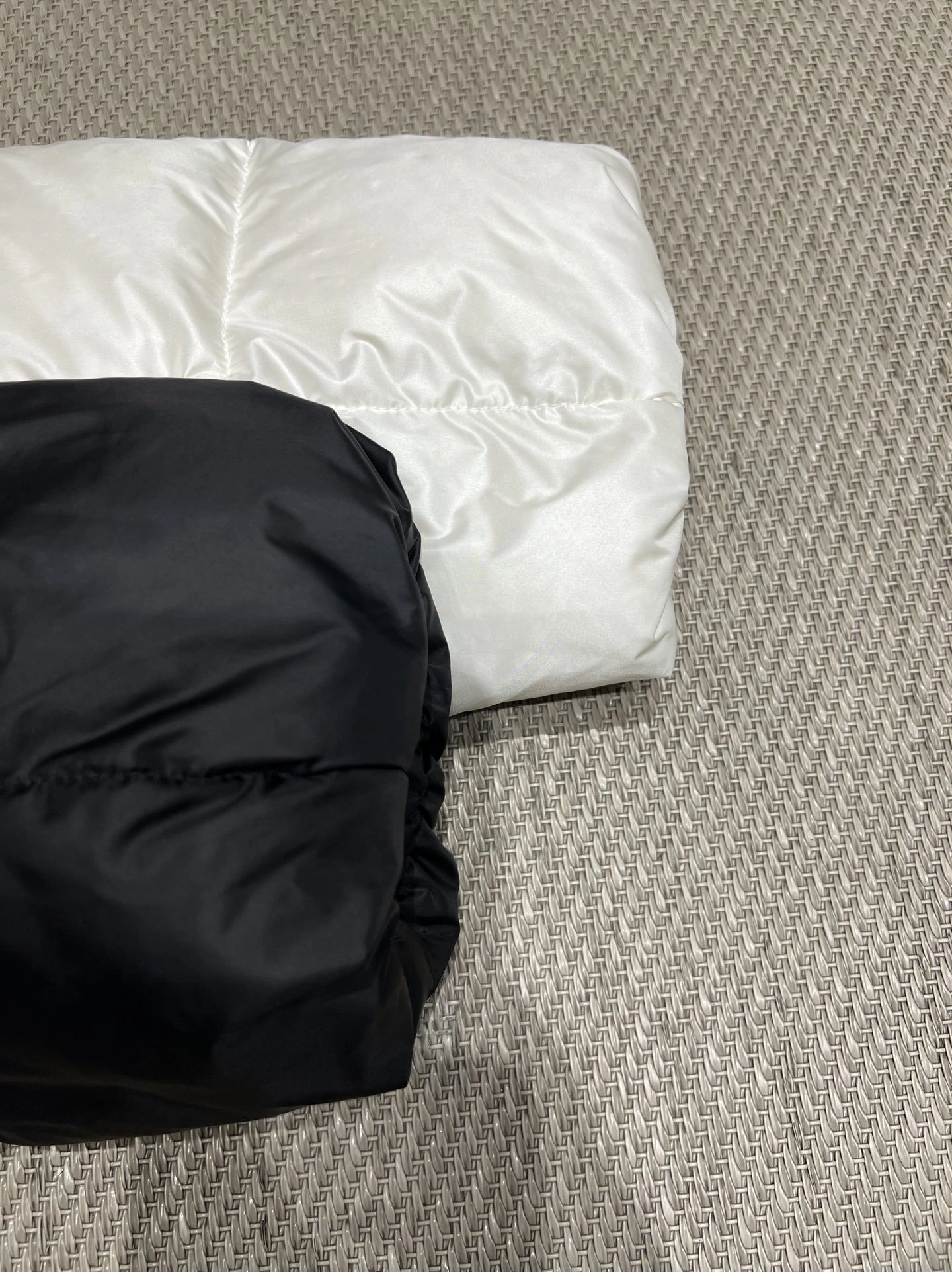 Victoria-- 7o9385r Down jacket goose down 2colour item:E-F140J0831-2H