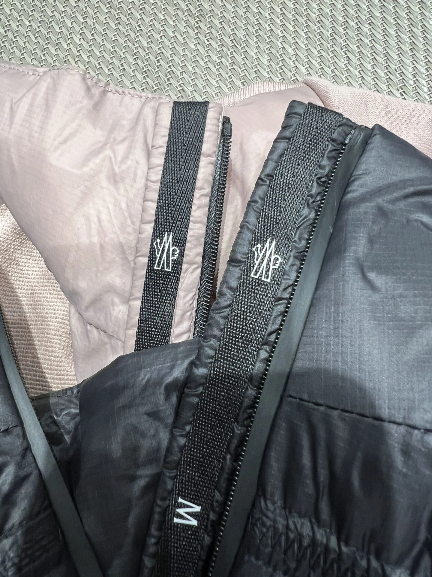 Victoria-- 7o9385r Down jacket goose down 2colour item:E-F140J0832-2H