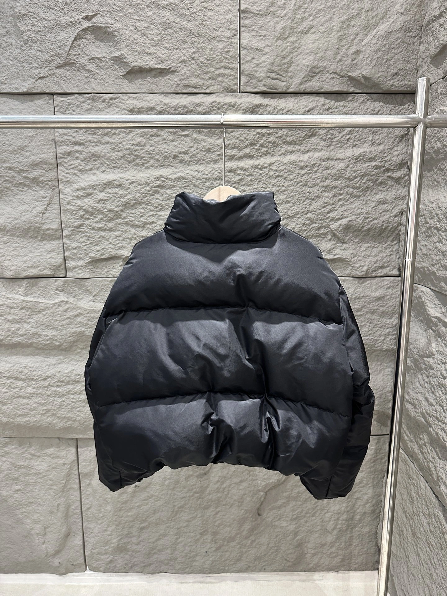Victoria-- 7o9385r Down jacket item:E-F409J2221H