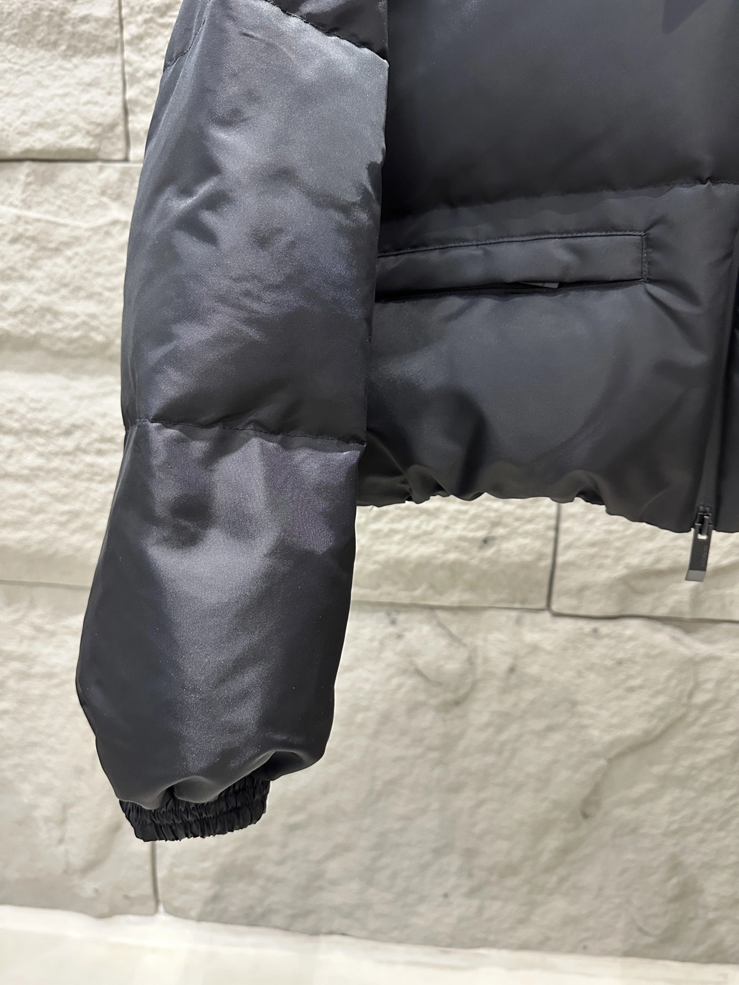 Victoria-- 7o9385r Down jacket item:E-F409J2221H