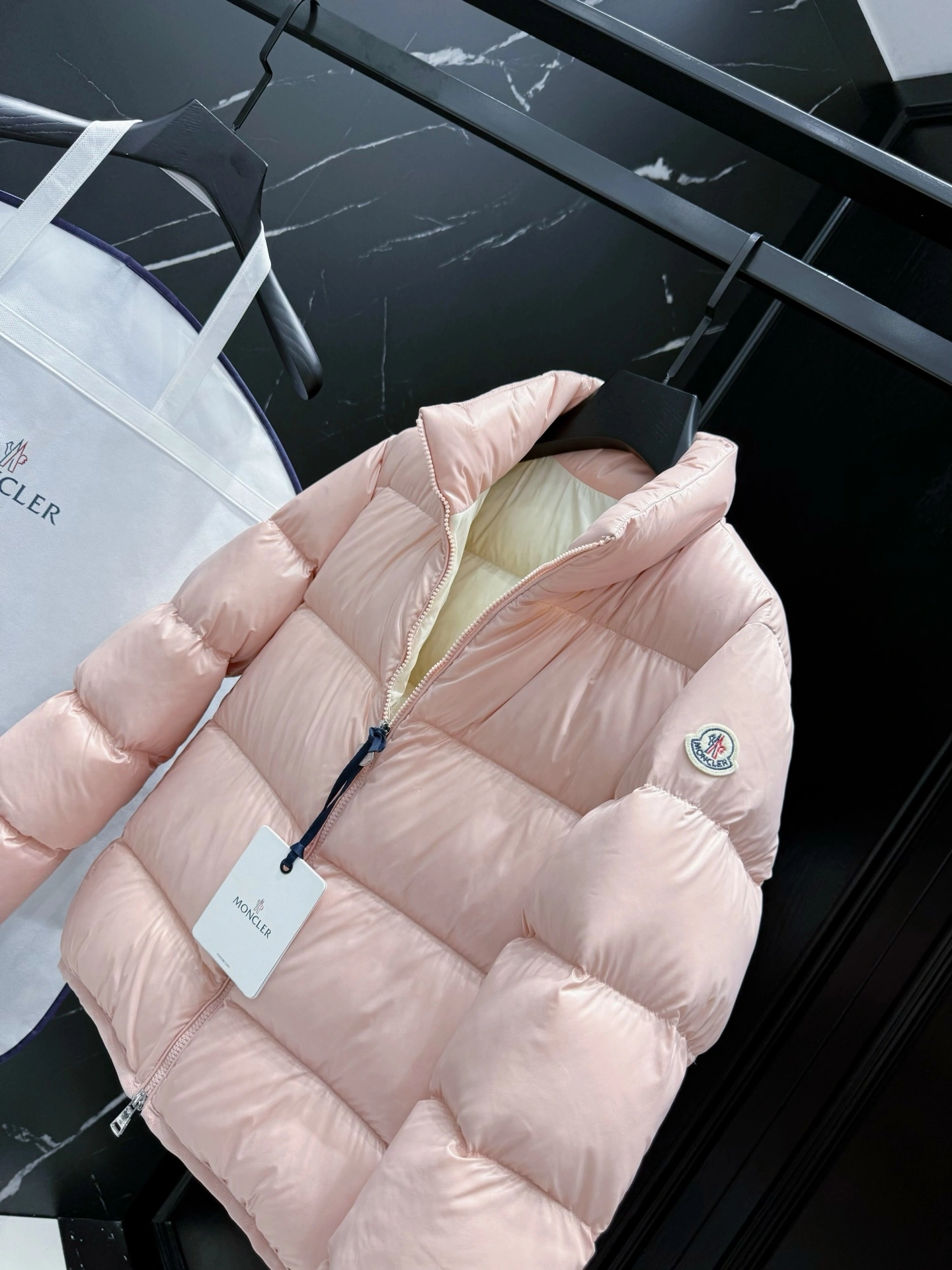 Victoria-- 7o9385r Down jacket white duck down item: E-F501J1504H