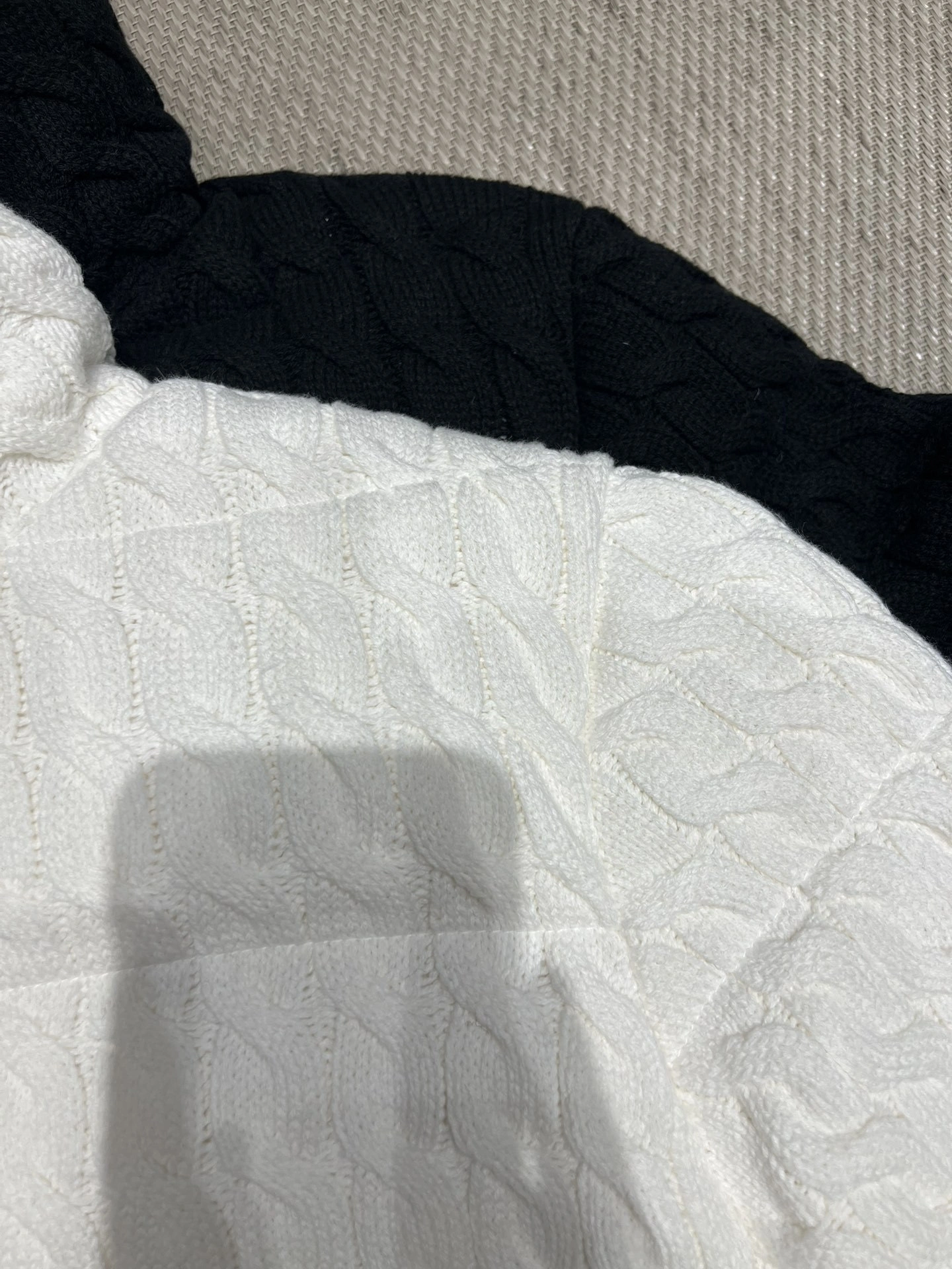 Victoria-- 7o9385r Down jacket white goose down nylon 2colour item:E-F140J2124-2H