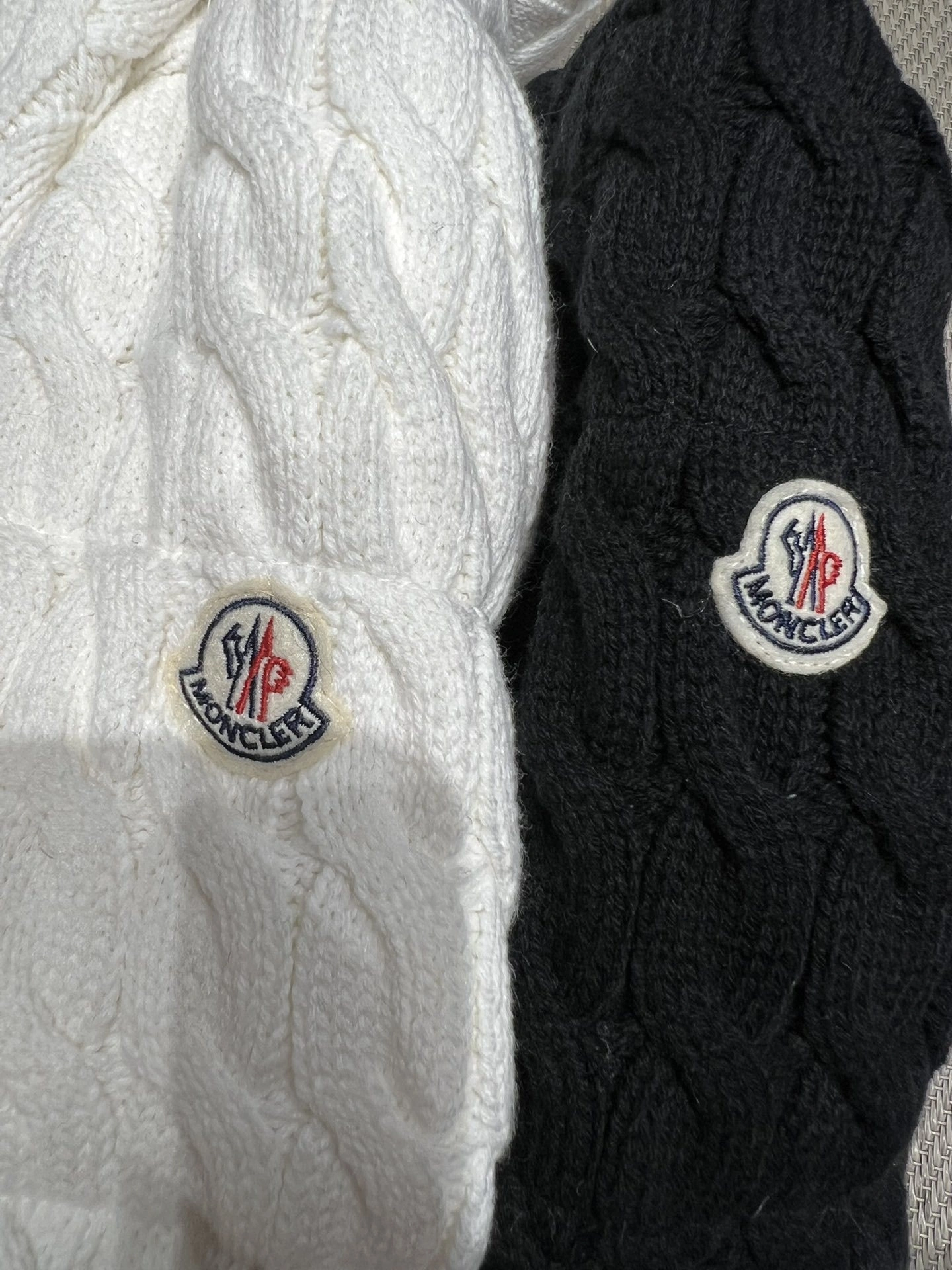 Victoria-- 7o9385r Down jacket white goose down nylon 2colour item:E-F140J2124-2H