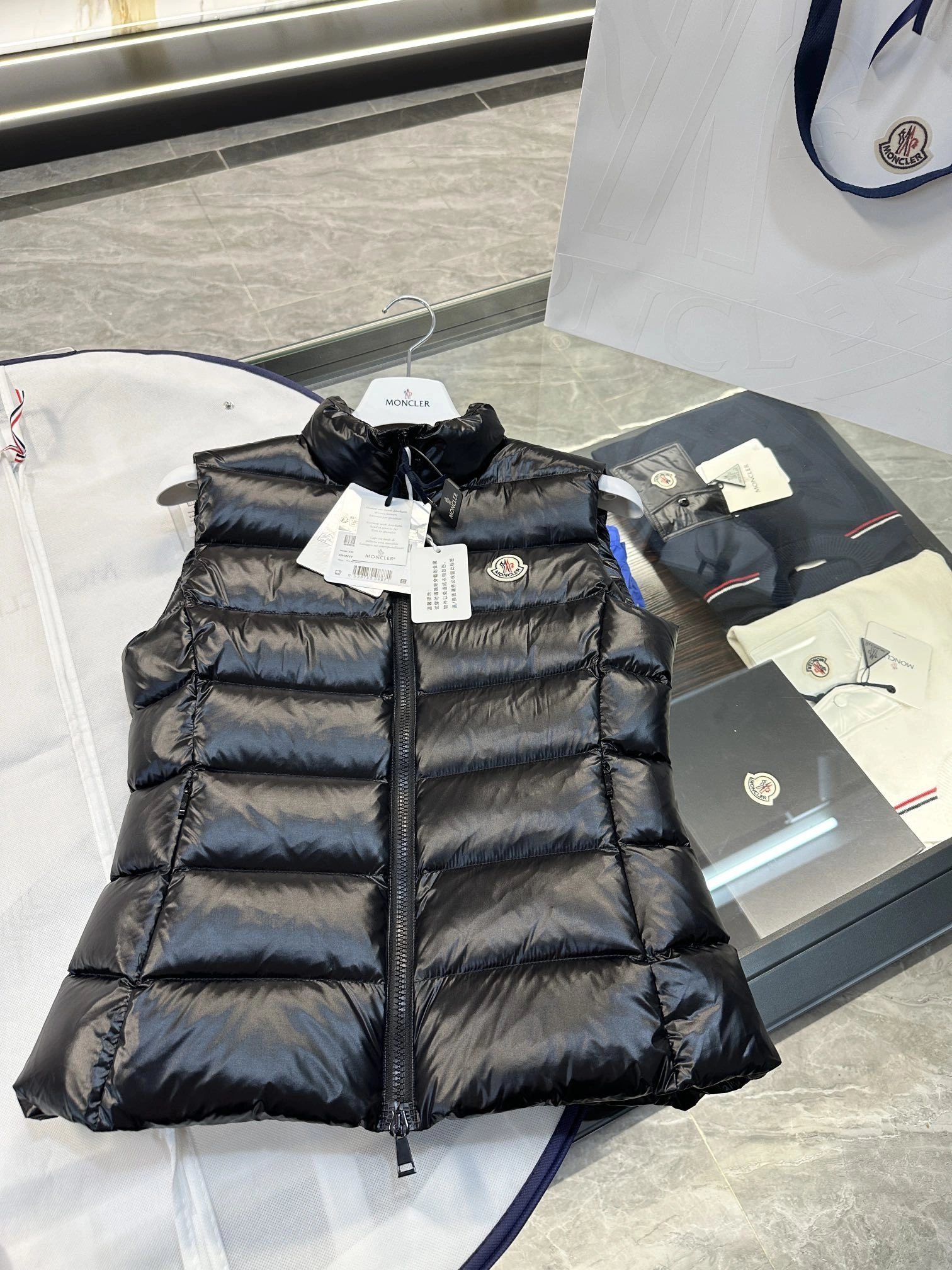 &&Victoria-- 7o9385r Ghany Down jacket nylon laqué item:D-F365I090205-2