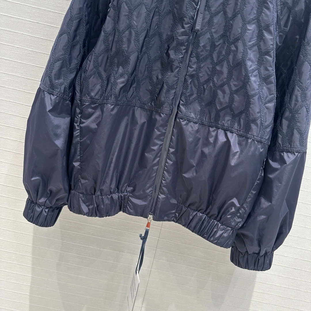 Victoria-- 7o9385r embroidery item:D-F240H2517