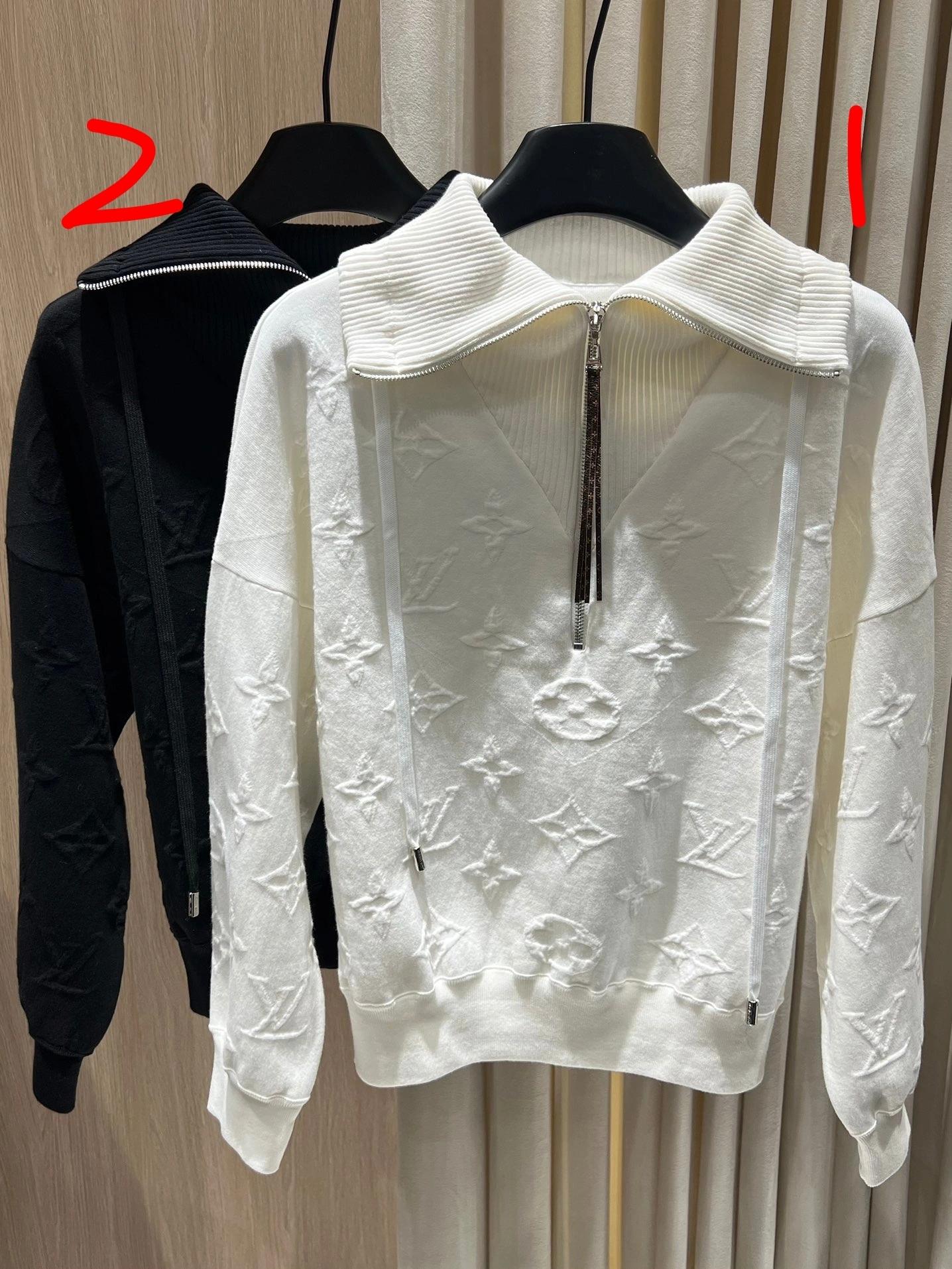 Victoria-- 8V 3D Monogram Knit Zip Pullover 2colour item:E-F140L1929-2H